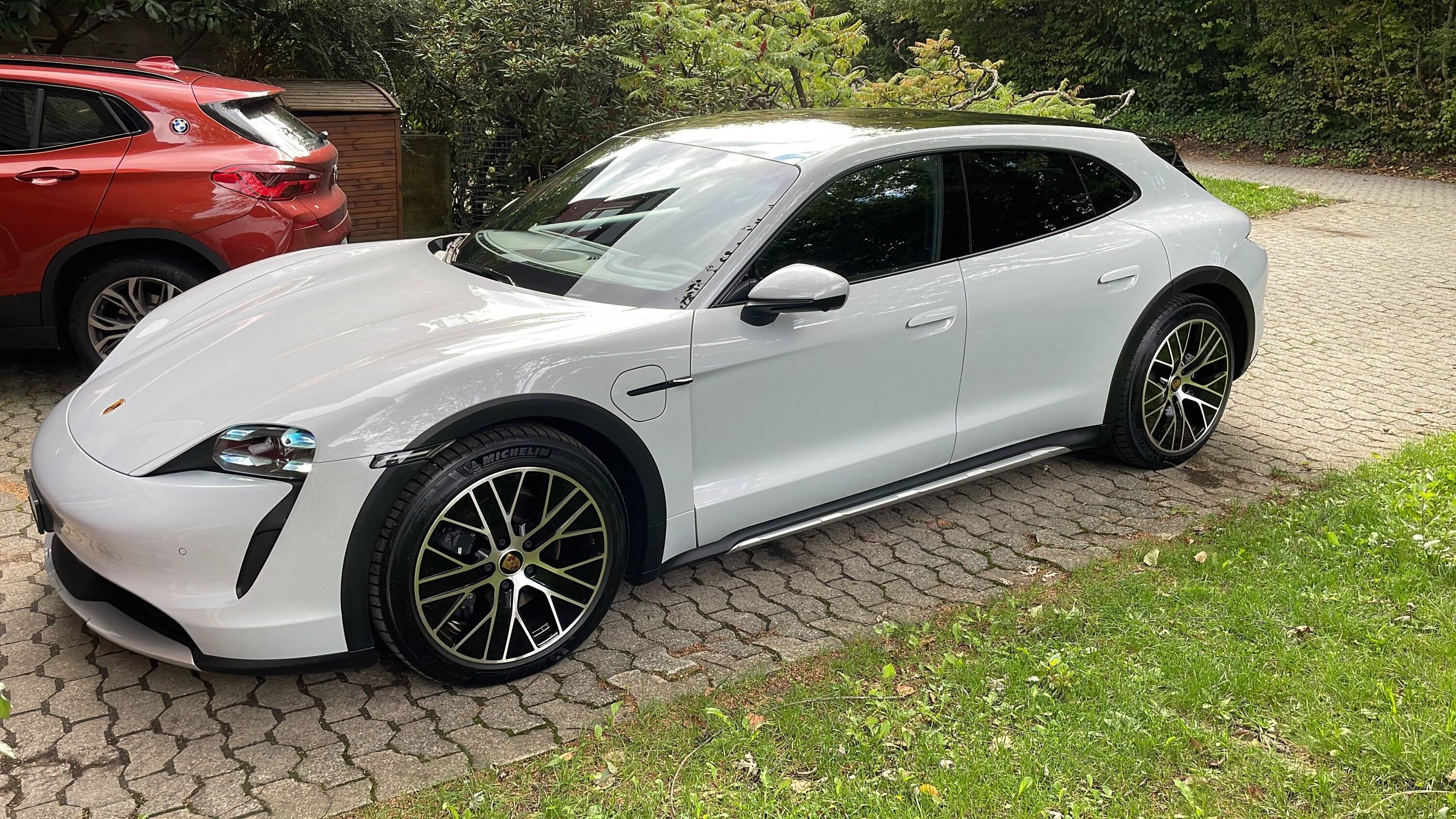 Porsche Taycan CT4 first impressions 7453EC25-F52A-483F-9B99-6AF37F6D7E54.JPG