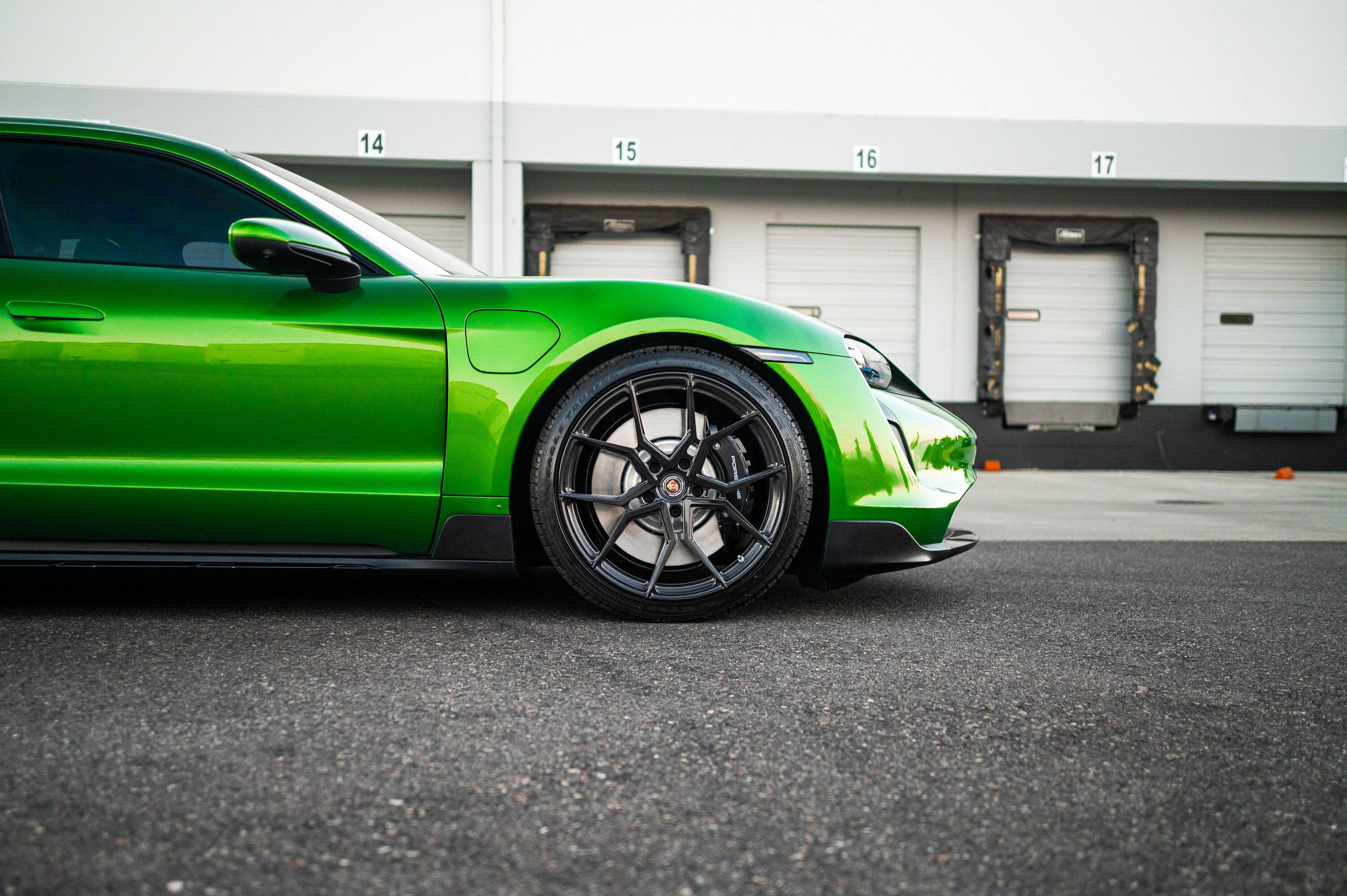 Porsche Taycan Visceral's Mamba Green Metallic Taycan Cross Turismo w/ Signature Wheels SV706 Taycan Brushed Triple Black Tinted Bright36