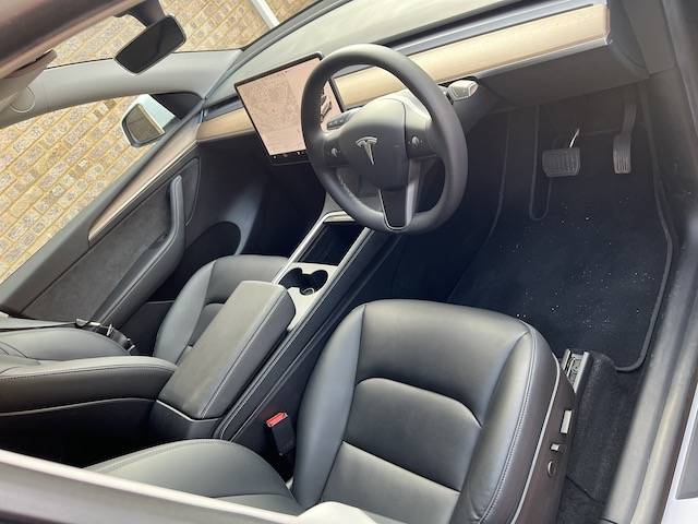 Porsche Taycan Tesla Model Y drive thoughts and mini-review IMG_4335