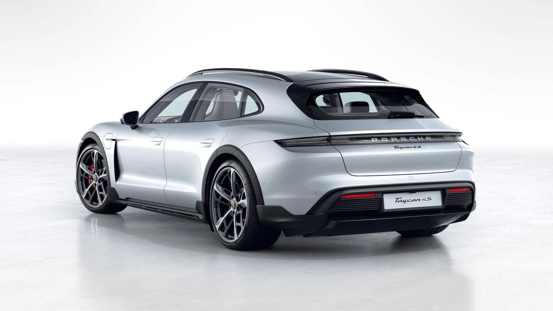 Porsche Taycan DOLOMITE SILVER Taycan Club CT4S