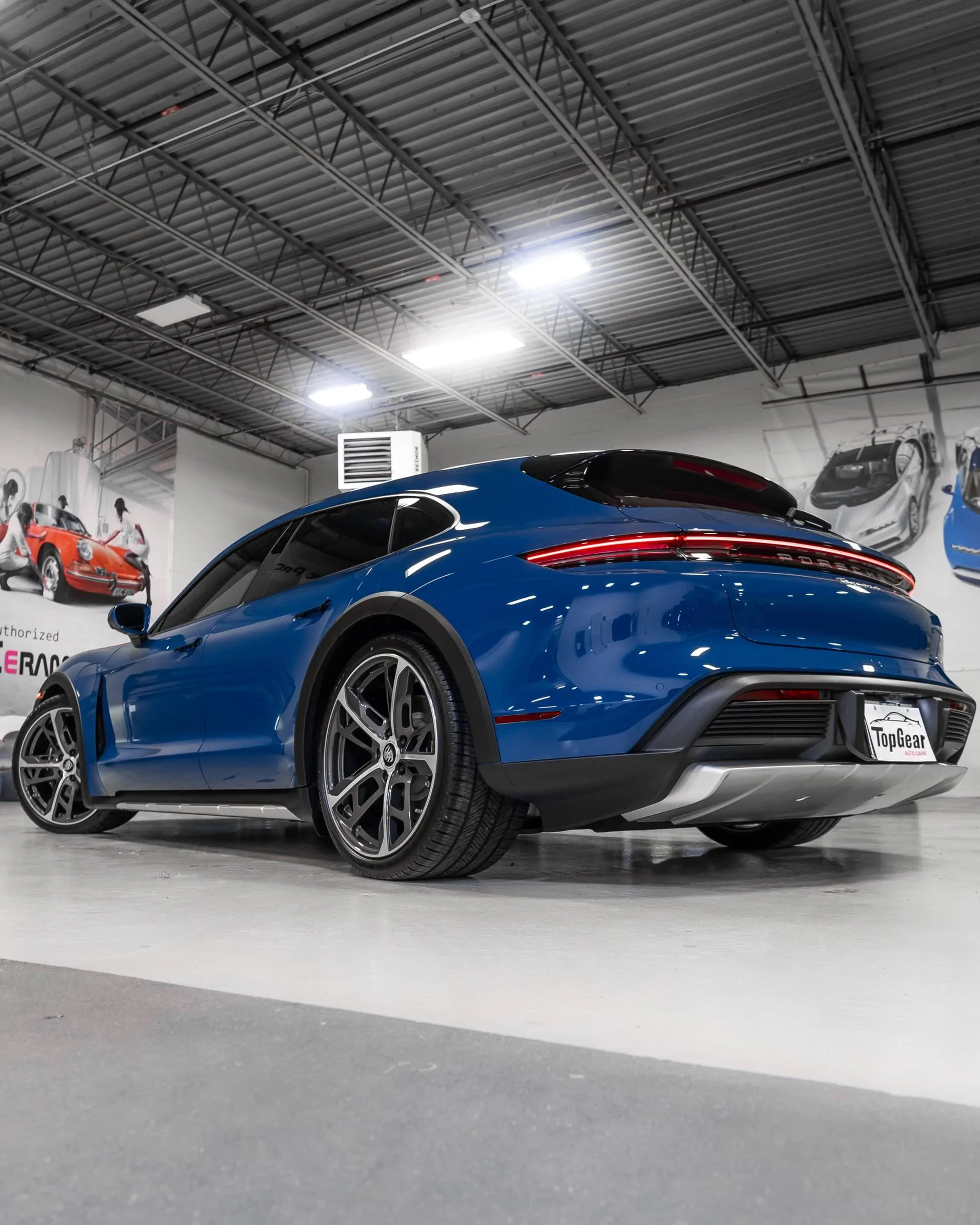 Porsche Taycan NEPTUNE BLUE Taycan Club IMG_3802
