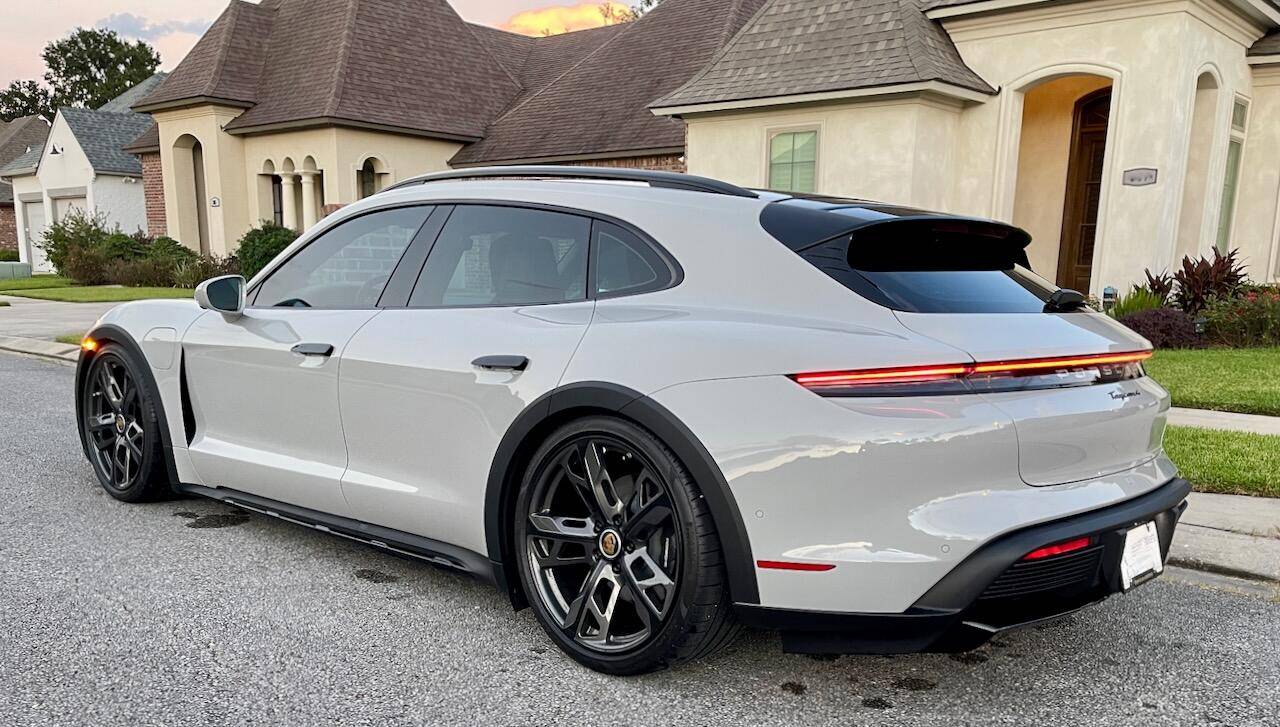 Porsche Taycan What’s the consensus on the best Taycan colour? 1665017298679
