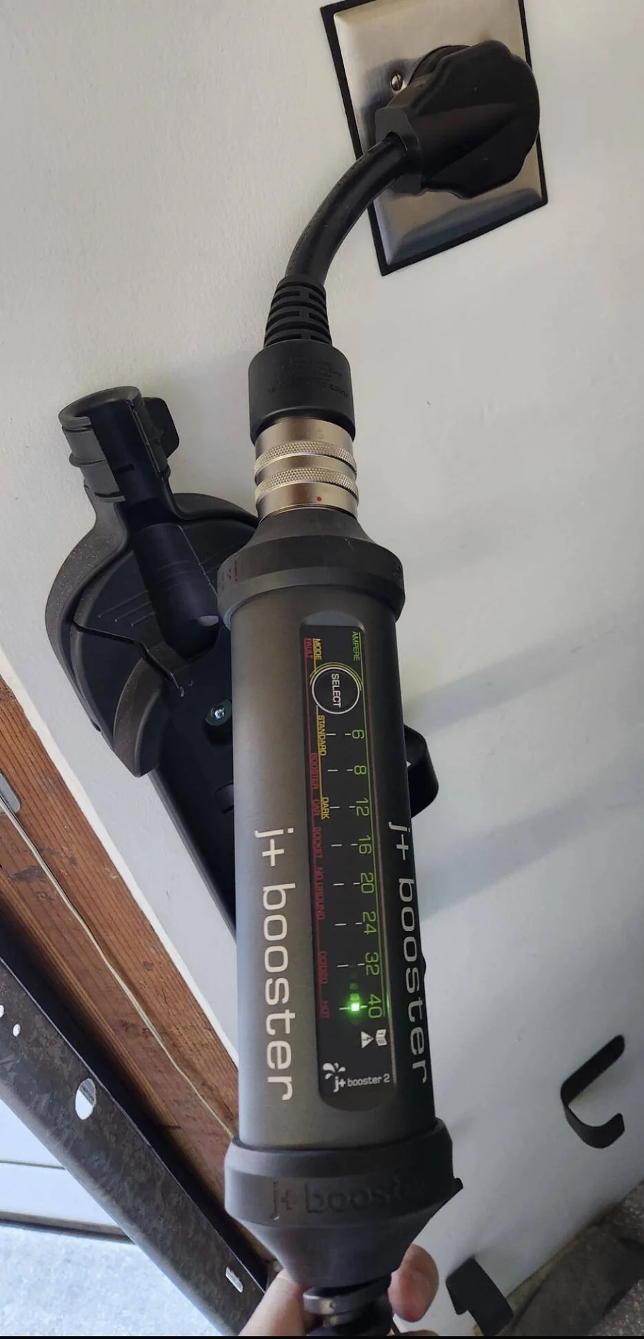 Porsche Taycan J+ Booster: Juice Booster EVSE For USA 1665255055494