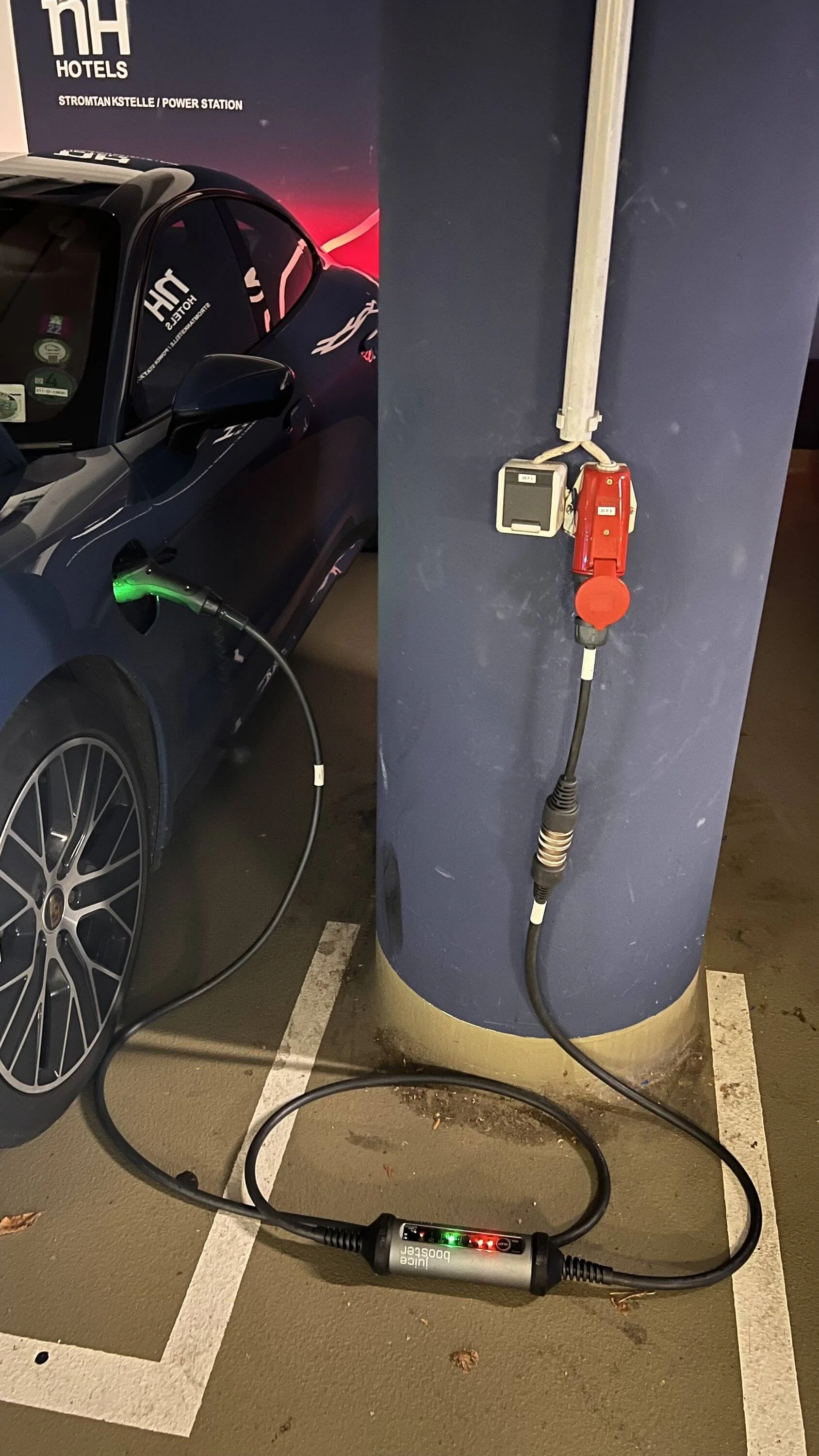 Porsche Taycan J+ Booster: Juice Booster EVSE For USA IMG_2272