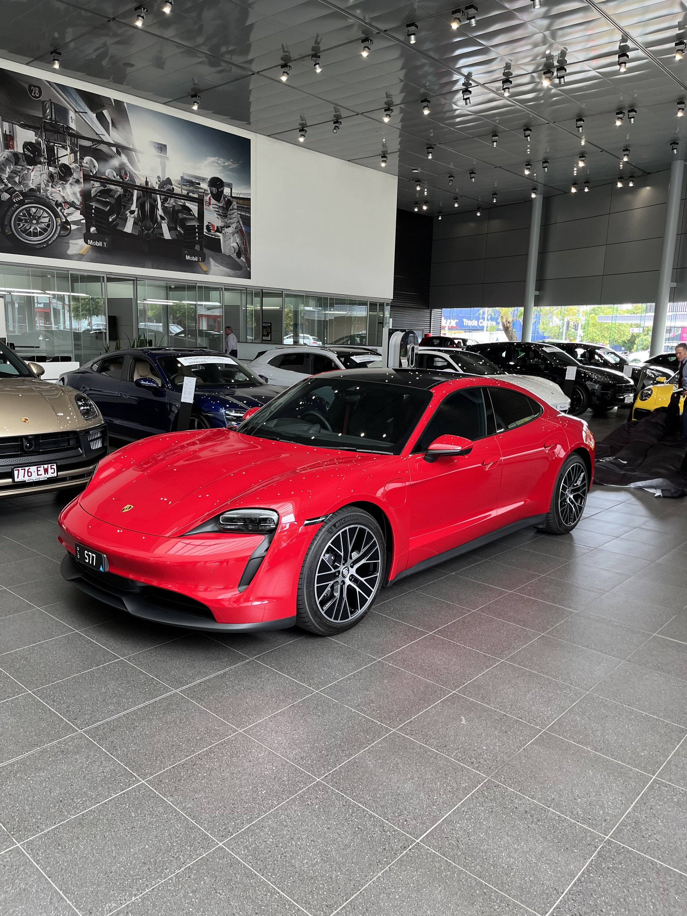 Porsche Taycan CARMINE RED Taycan Club ED4DB046-9602-4A3F-A7C3-4541E2DF2EFF