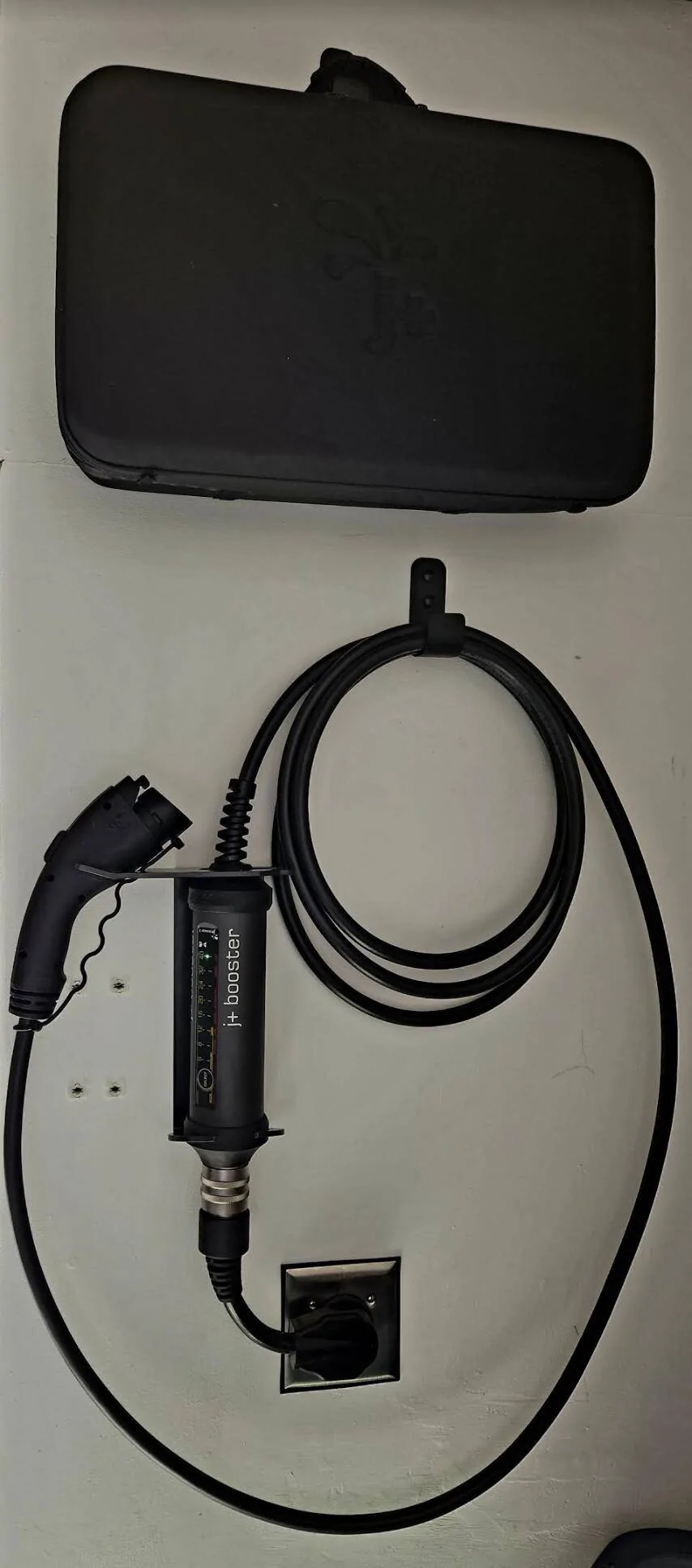 Porsche Taycan J+ Booster: Juice Booster EVSE For USA 1665270678657