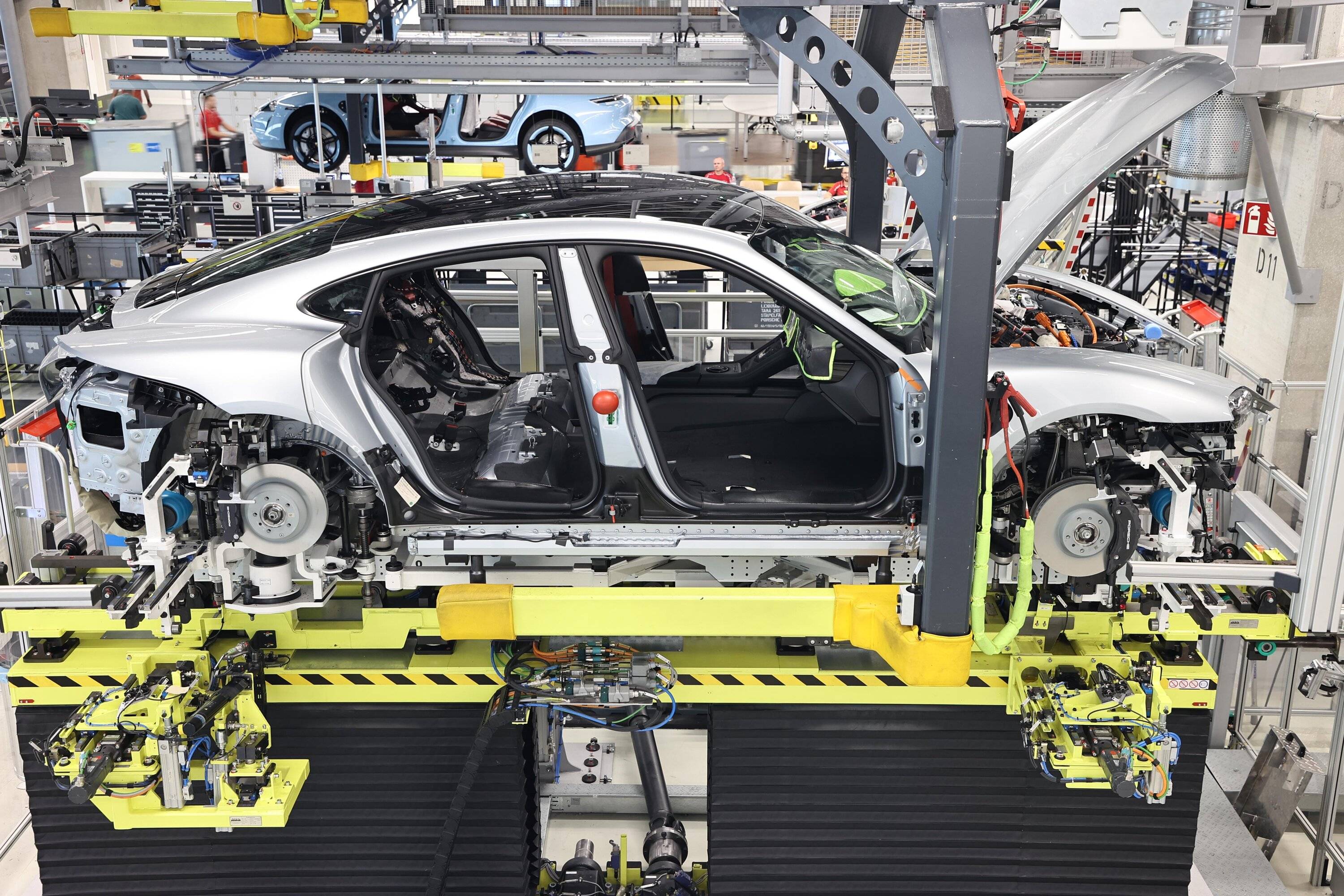 Porsche Taycan 📸  How to Find Your Taycan Production Photo From Assembly Line TaycanProd4