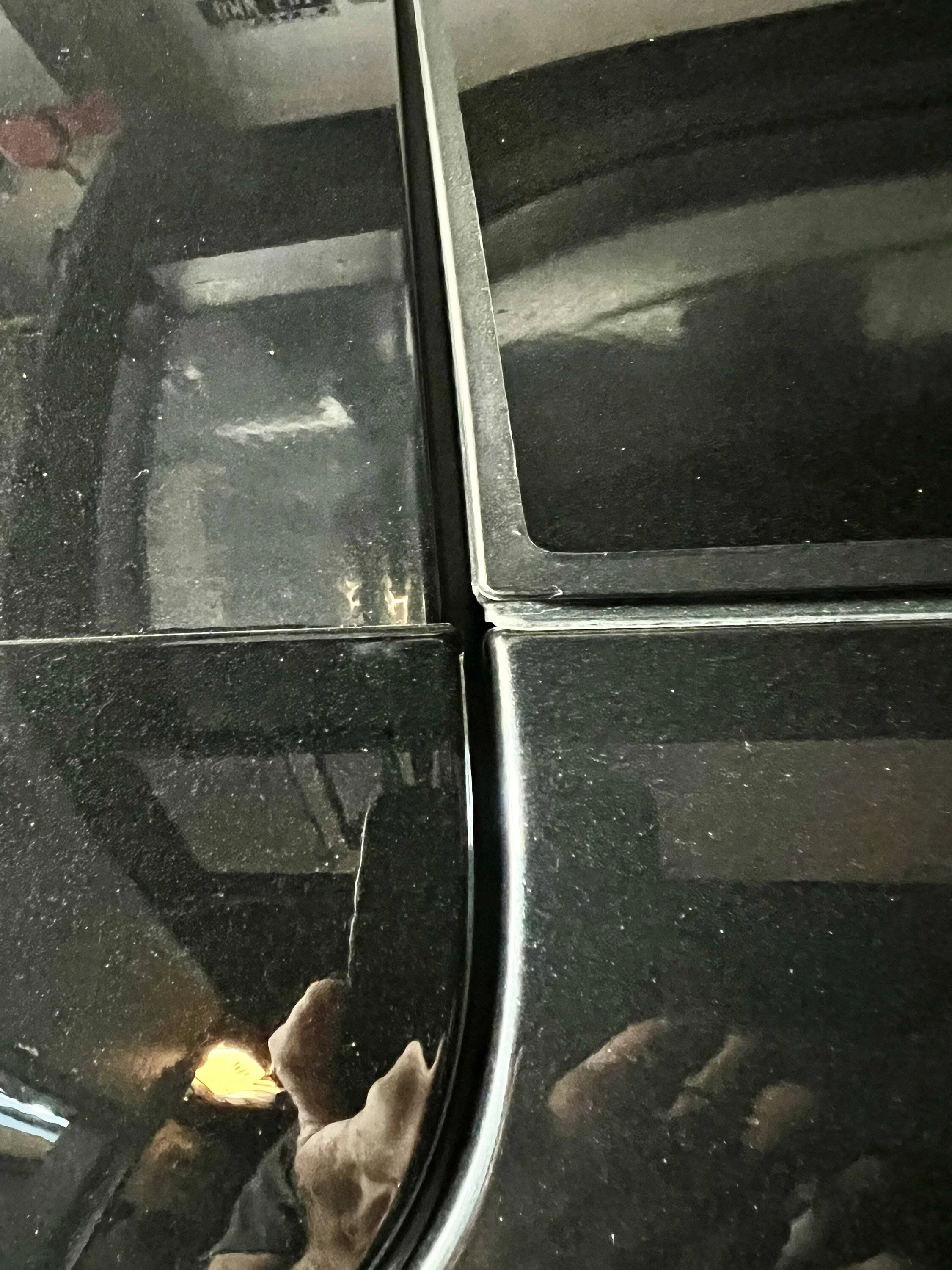 Porsche Taycan Lasted 9 days (Panoramic roof) IMG_6995