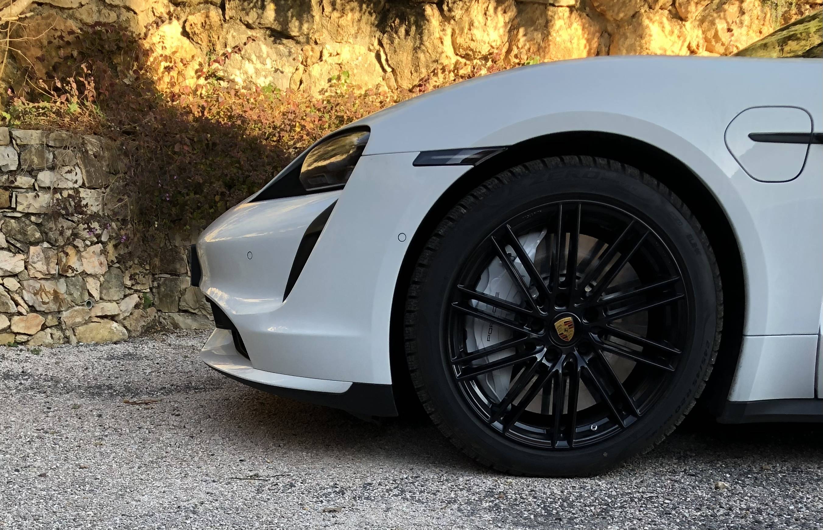 Porsche Taycan Winter tires 21” inch? C9766ACD-166C-4EA6-AFB8-04227D803CFE