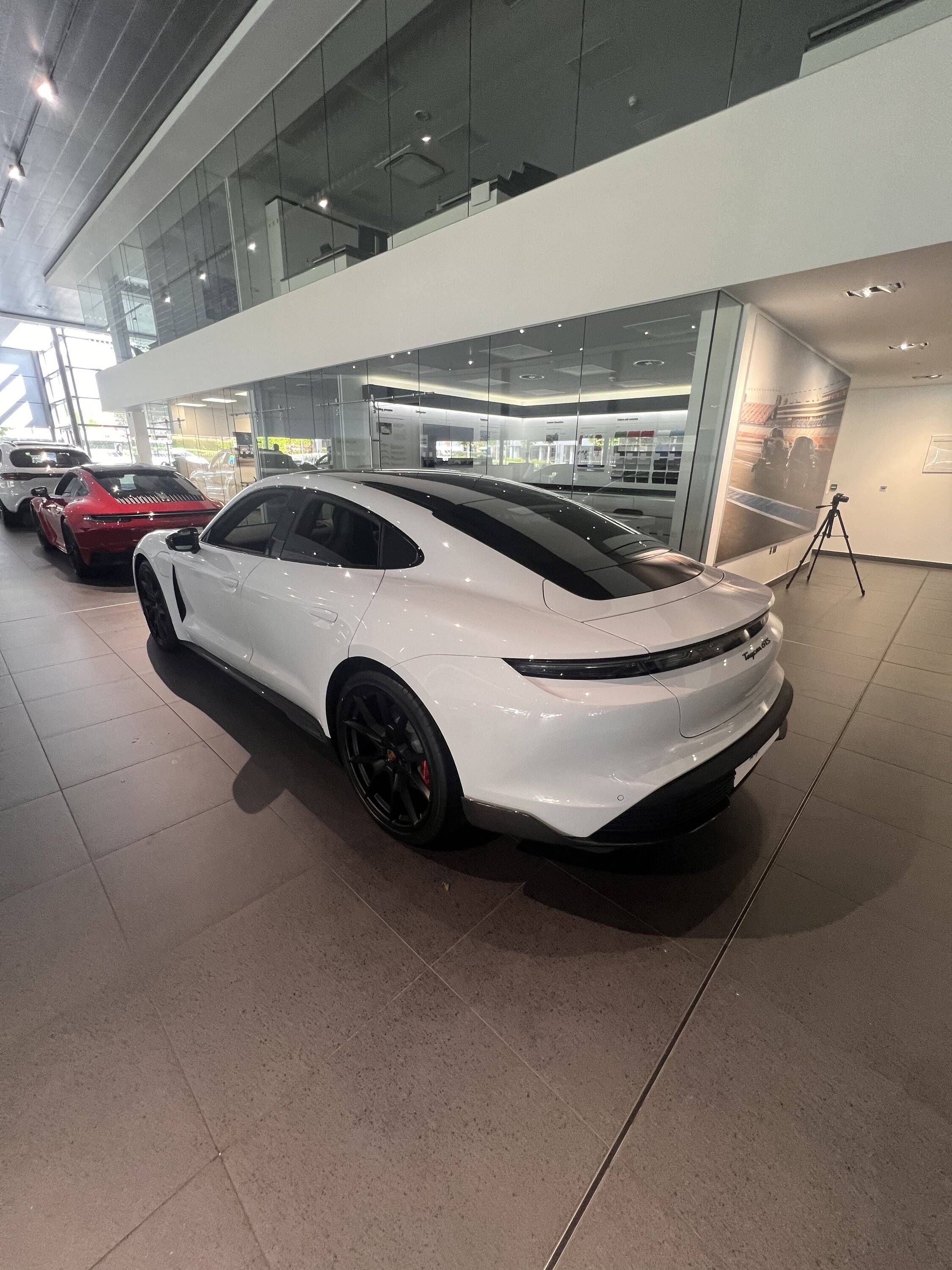 Porsche Taycan Carrera White Metallic opinions? 75746BB7-6561-4242-AACF-6DFE20923B70
