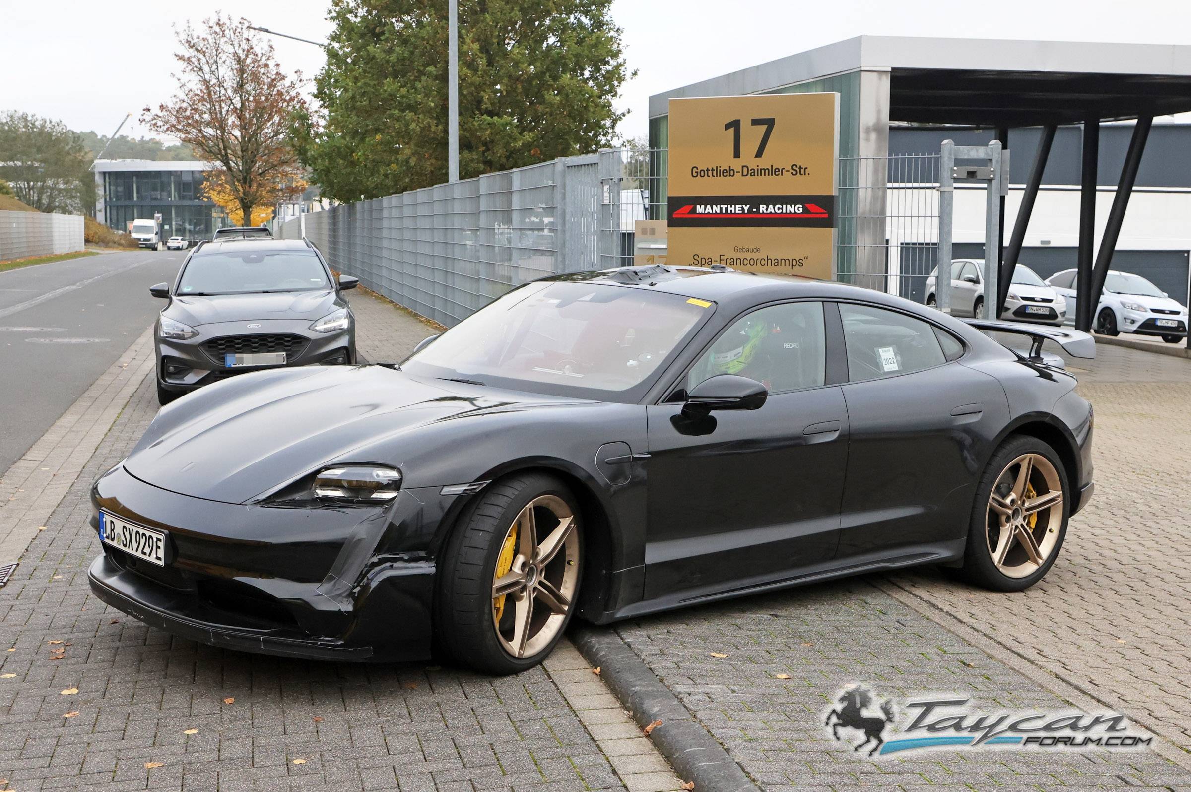 Porsche Taycan 🏁 More Taycan GT Pics & Info: Potential Triple Motor 1000+ HP Model to Take on Model S Plaid Porsche Taycan GT gold wheels 2