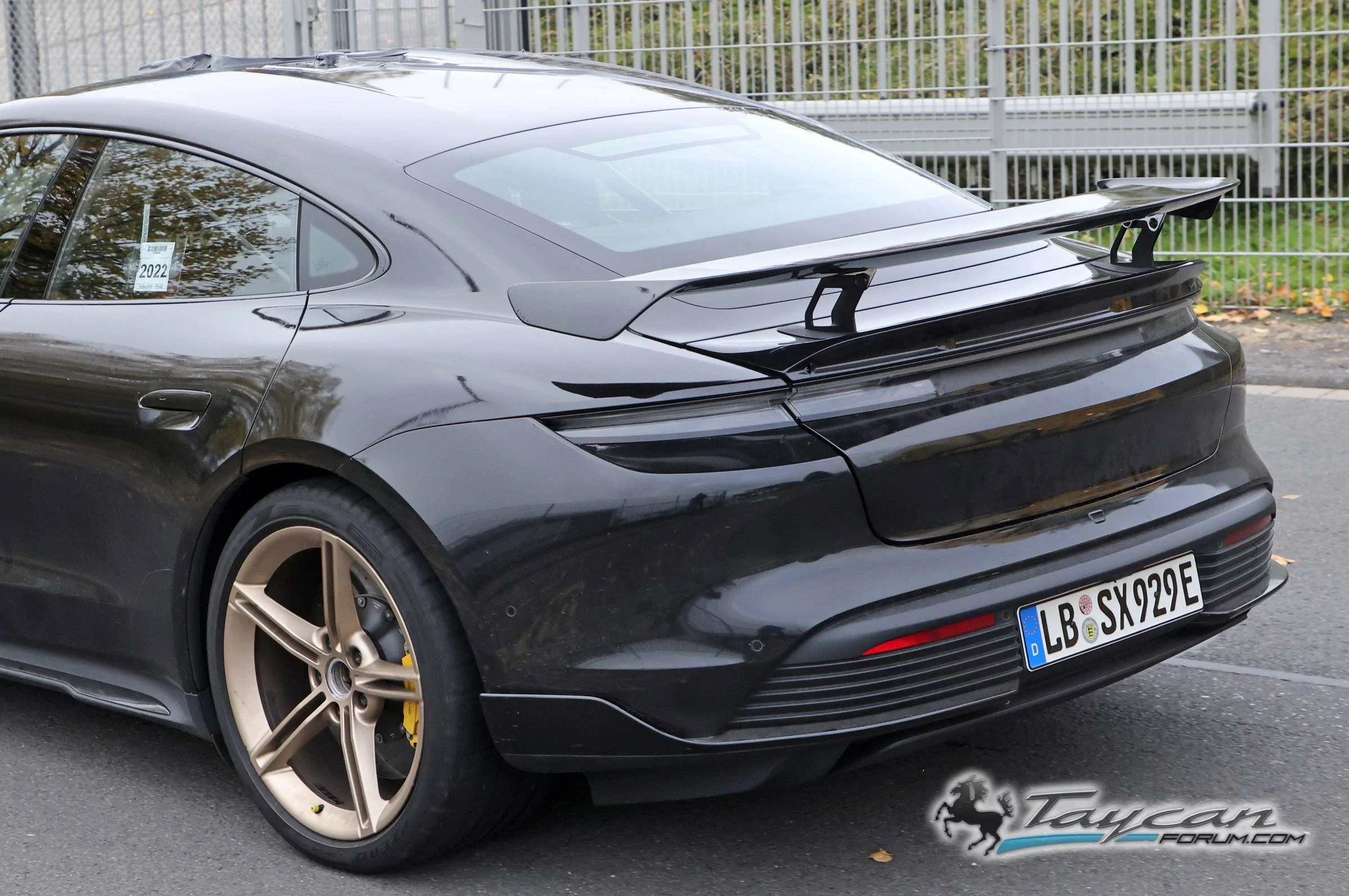 Porsche Taycan 🏁 More Taycan GT Pics & Info: Potential Triple Motor 1000+ HP Model to Take on Model S Plaid Porsche Taycan GT gold wheels 6