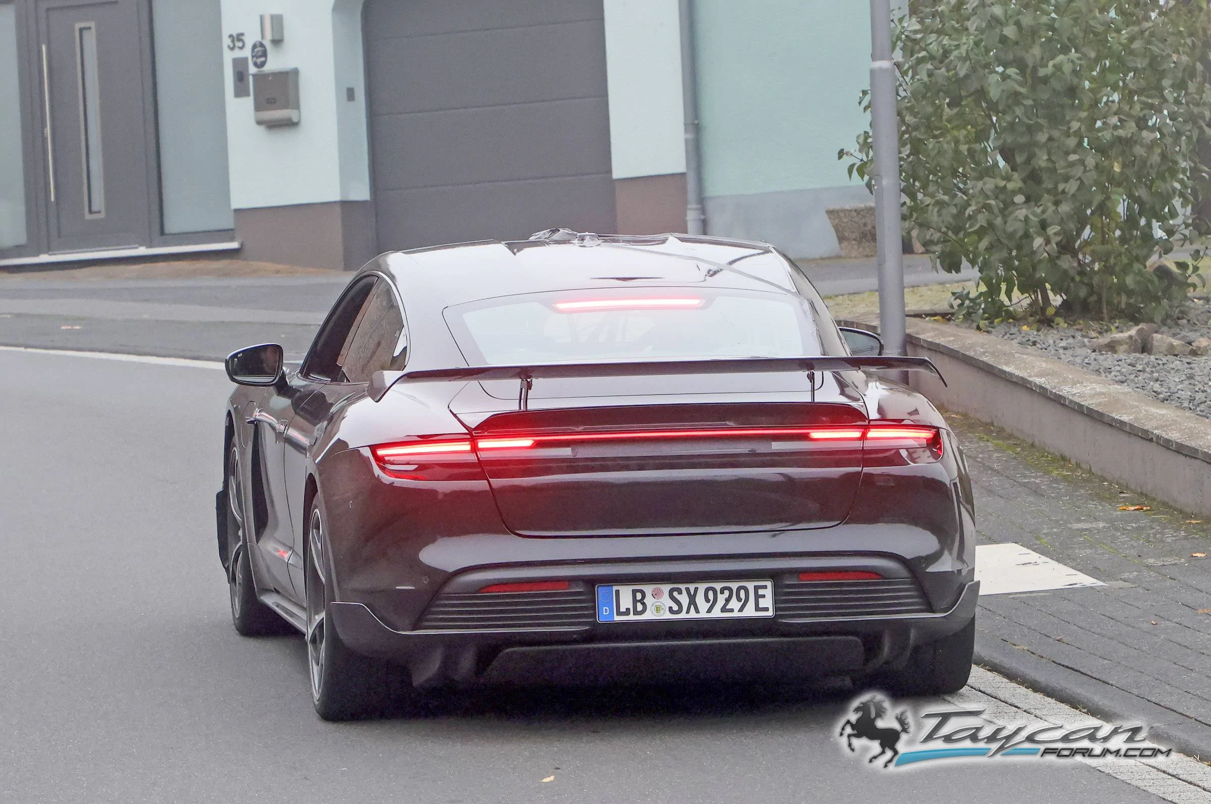 Porsche Taycan 🏁 More Taycan GT Pics & Info: Potential Triple Motor 1000+ HP Model to Take on Model S Plaid porsche-taycan-gt-14-jpg