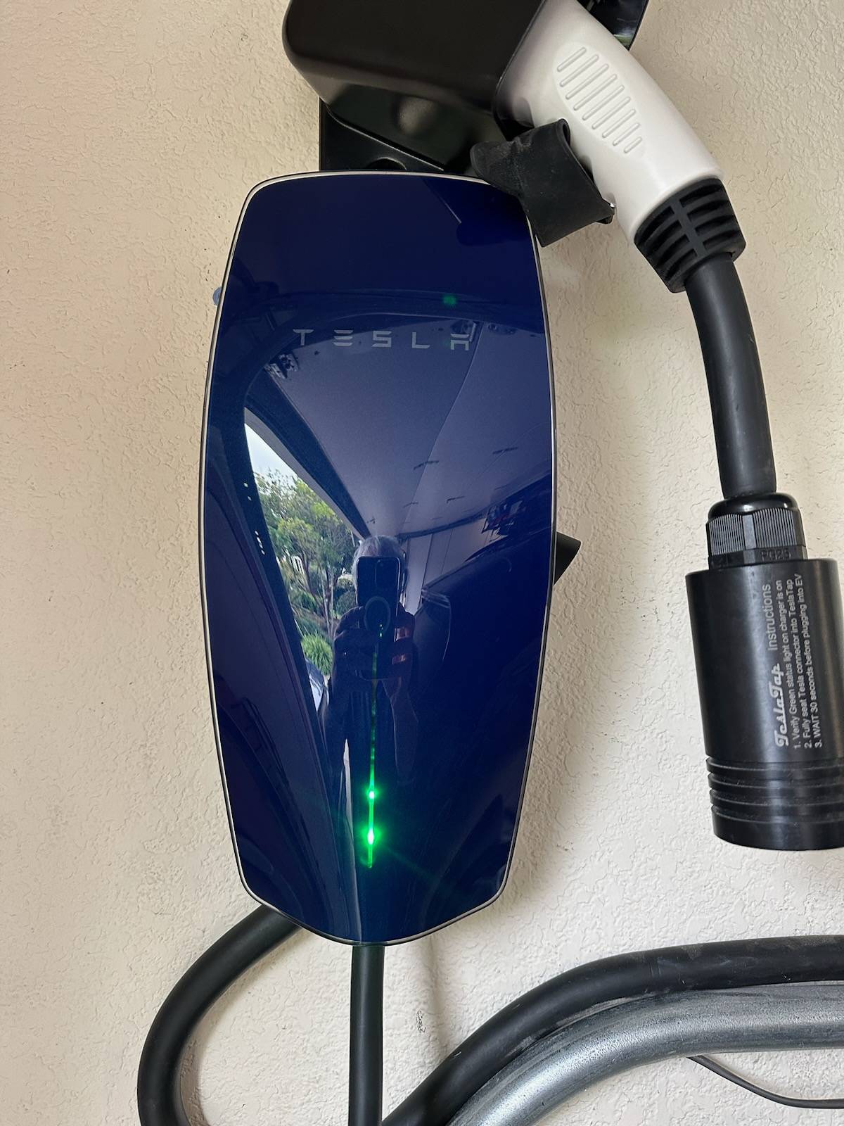 Porsche Taycan [North America] - Get your Tech from a Tech company… Tesla J-1772/Universal charger review IMG_0424.HEIC