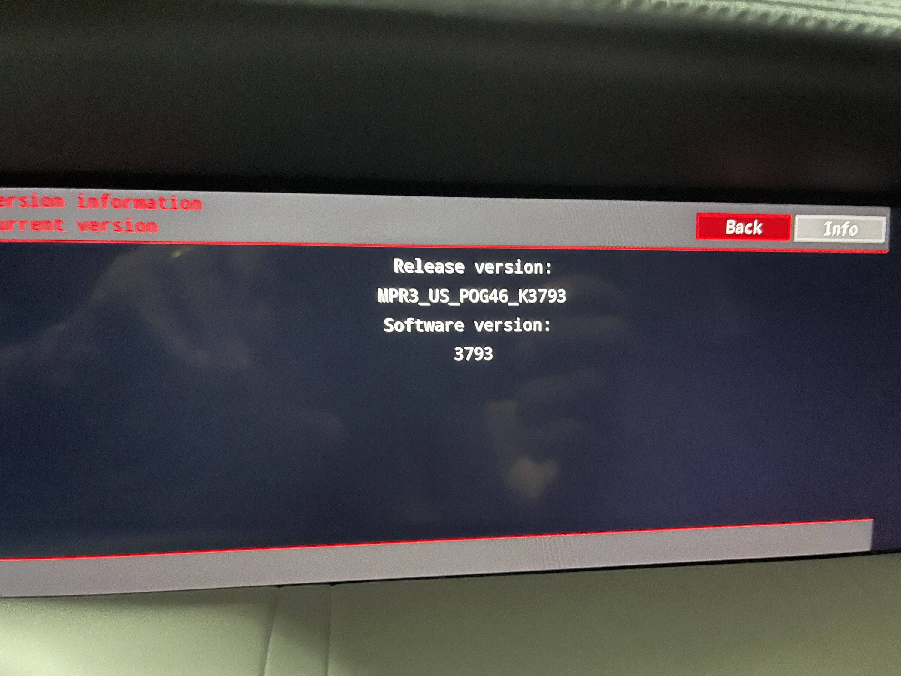 Porsche Taycan Software update 2023 247D1CF5-EC6A-4498-9D04-2C01409E1EE8