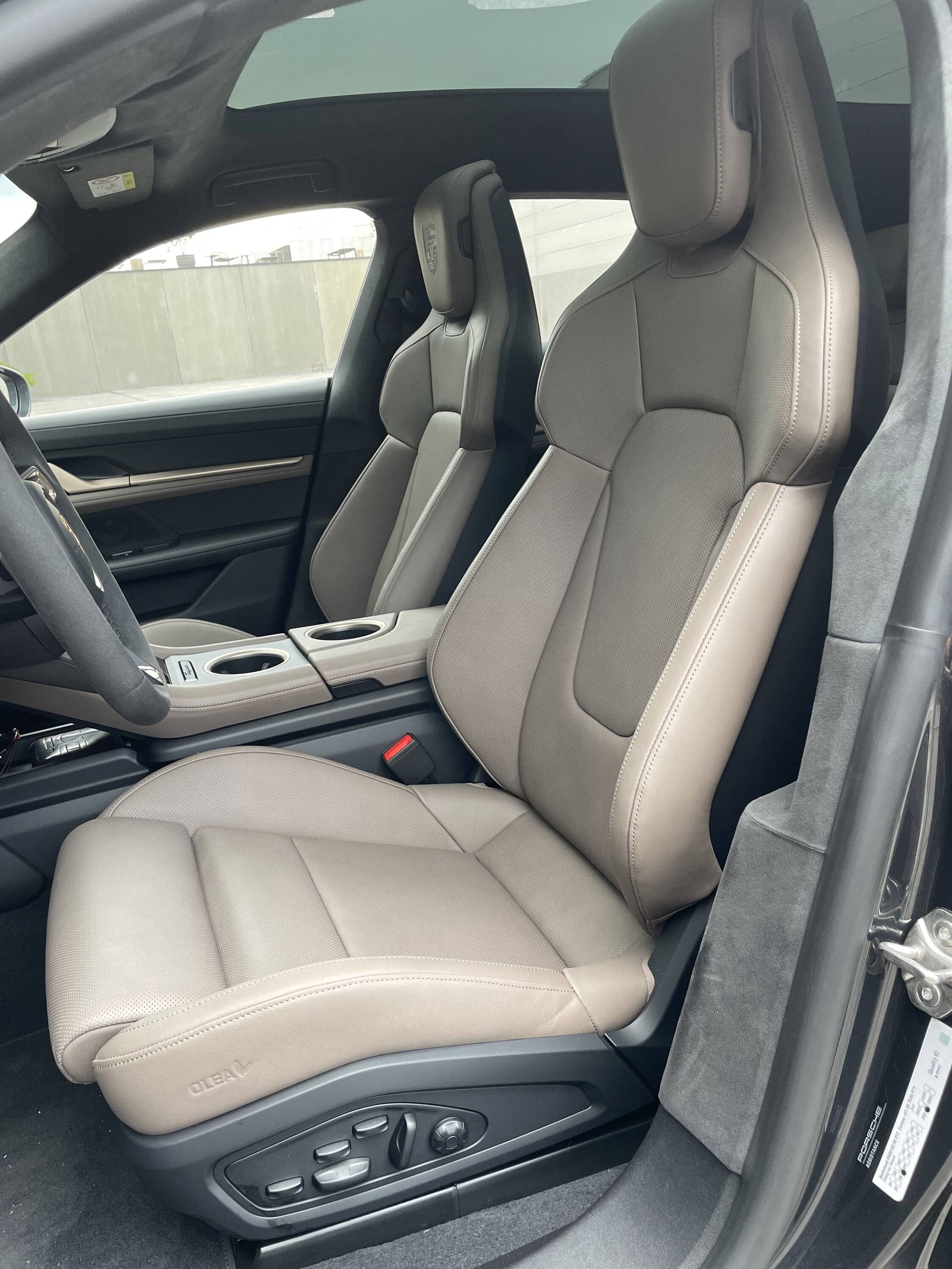 Porsche Taycan B-pillar option recommendations? 8A8F42D8-96D7-4BED-9C26-AB3305FDADA4