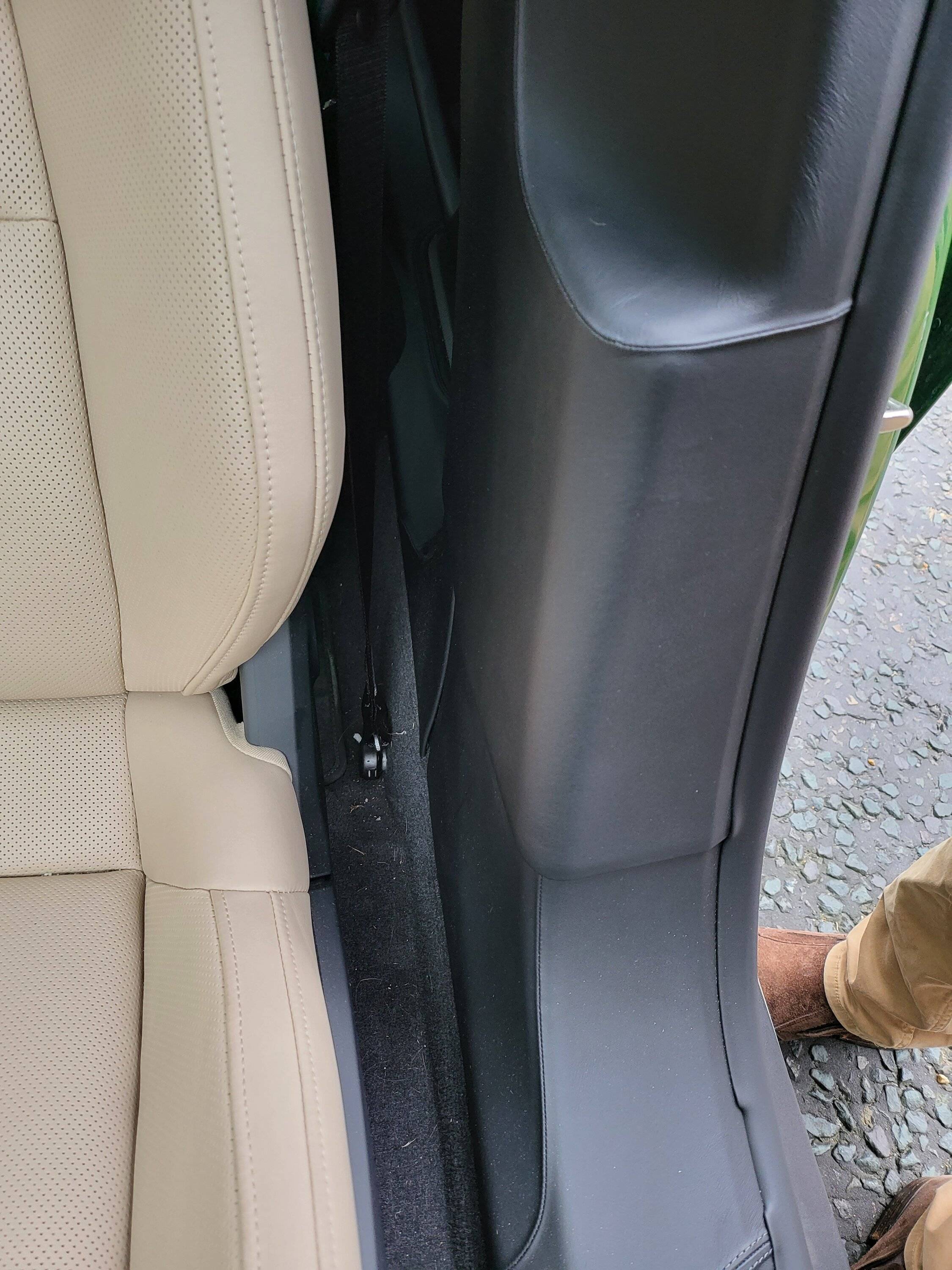 Porsche Taycan B-pillar option recommendations? 20221028_092008