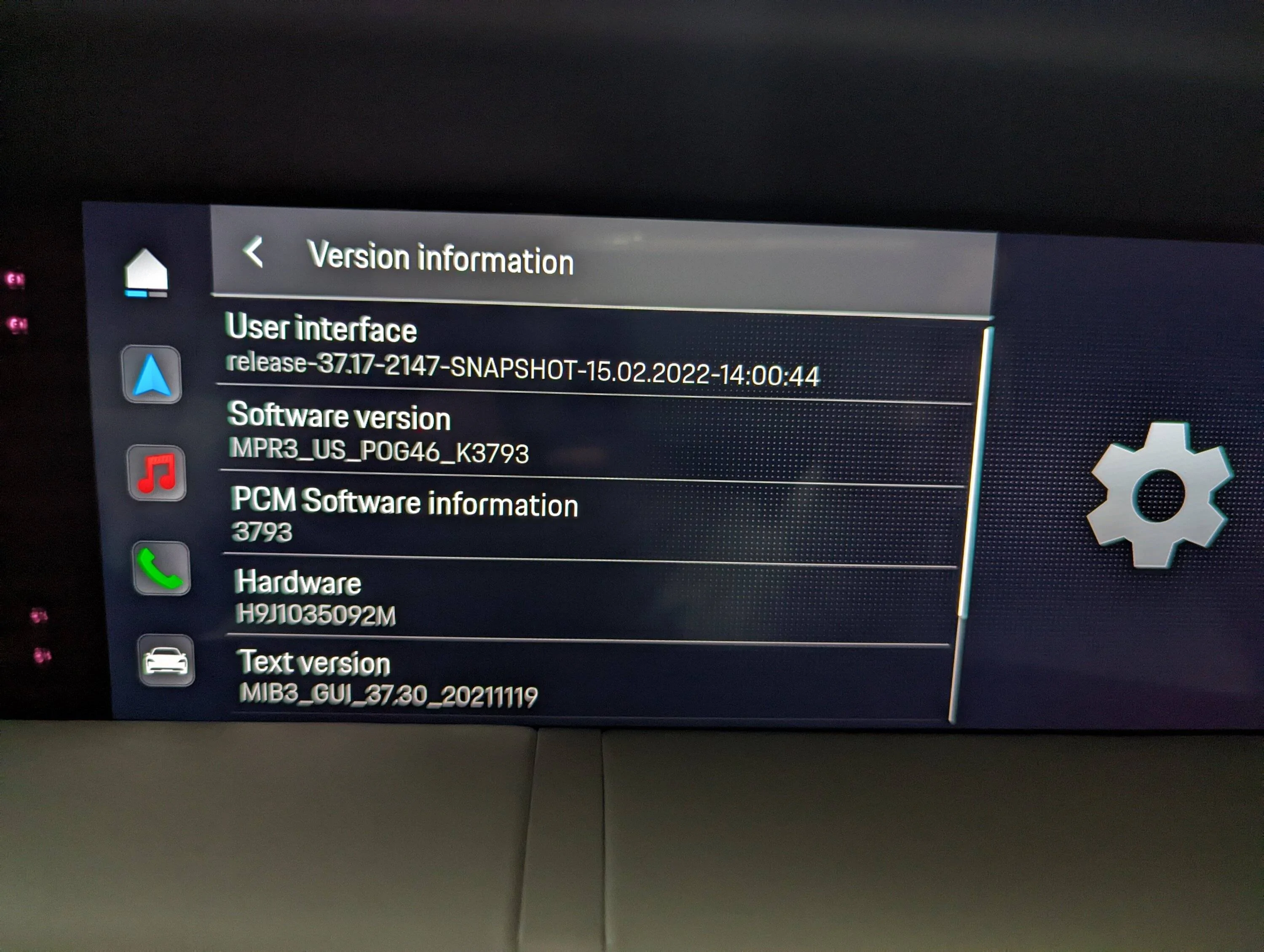 Porsche Taycan Software update 2023 PXL_20221029_010105626