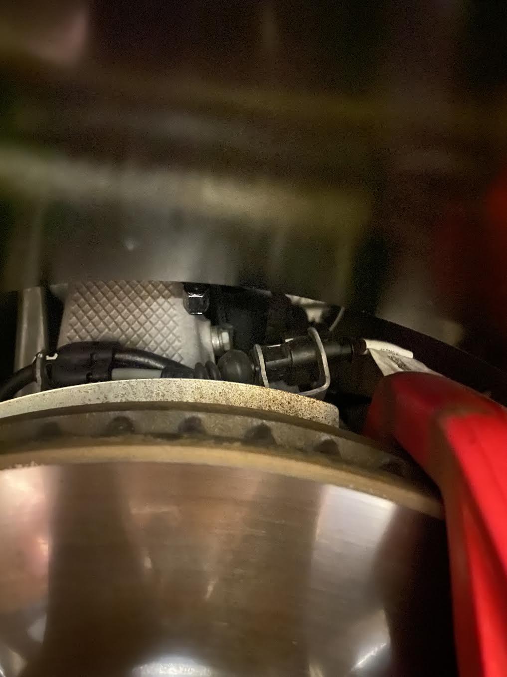 Porsche Taycan Aftermarket wheel problems 0