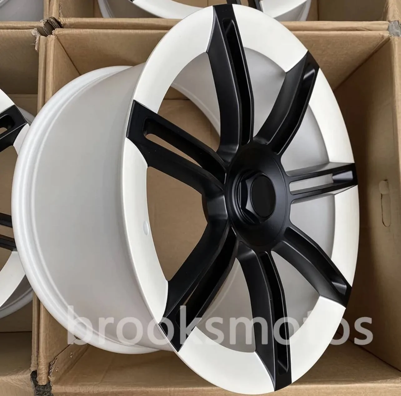 Porsche Taycan Aftermarket wheels for Taycan F08CBDCE-B7A1-47C9-895D-EA4E6E776EC4
