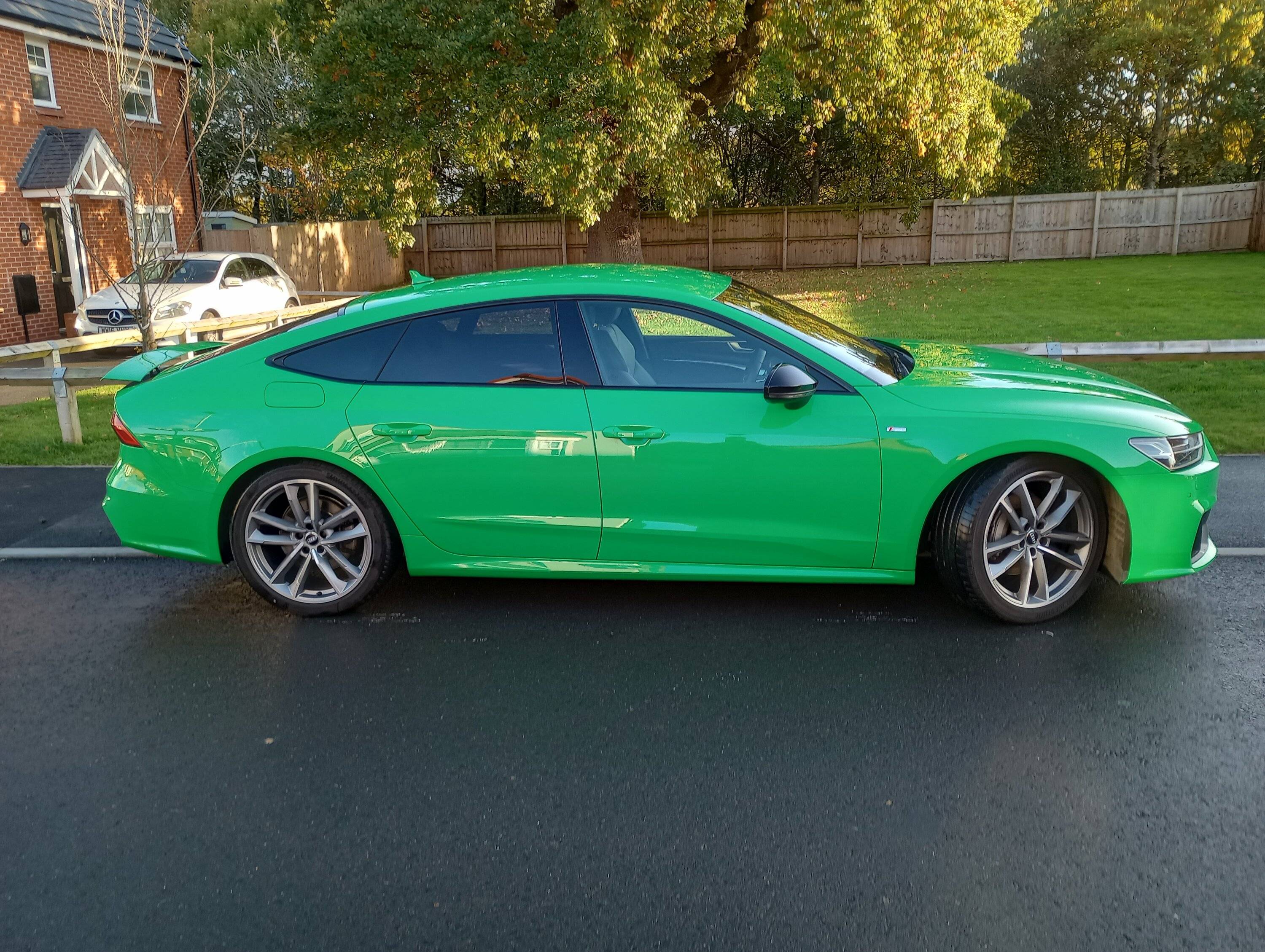 Porsche Taycan Audi Exclusive colors  for the E-Tron GT IMG_20221026_092016923_HDR