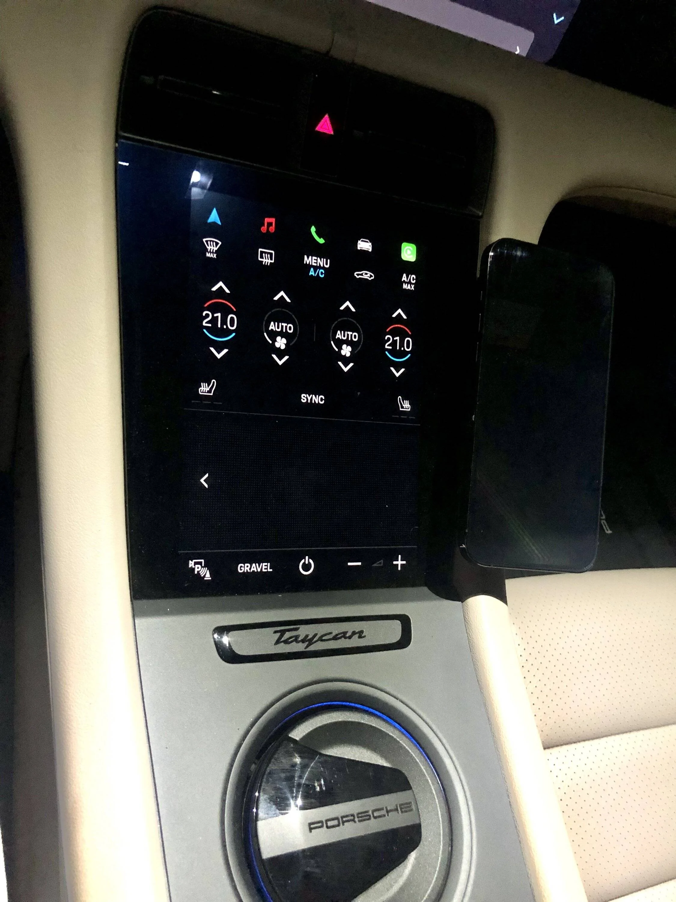 Porsche Taycan Phone holders for the Taycan - what are you using? 3FBF986A-D8A5-4D17-B947-F8262EB92899
