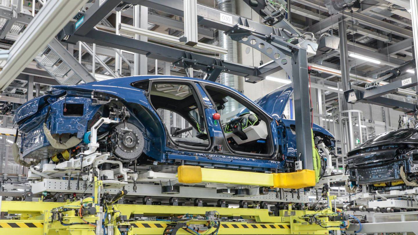 Porsche Taycan 100,000th Taycan rolls off the production line! _F1A3661