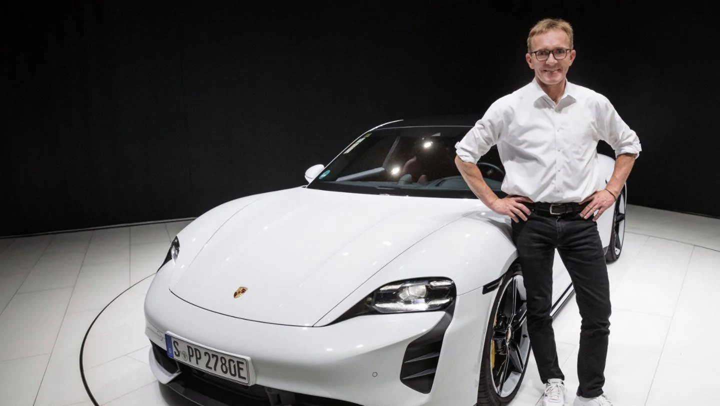 Porsche Taycan 100,000th Taycan rolls off the production line! S22_4011_fin
