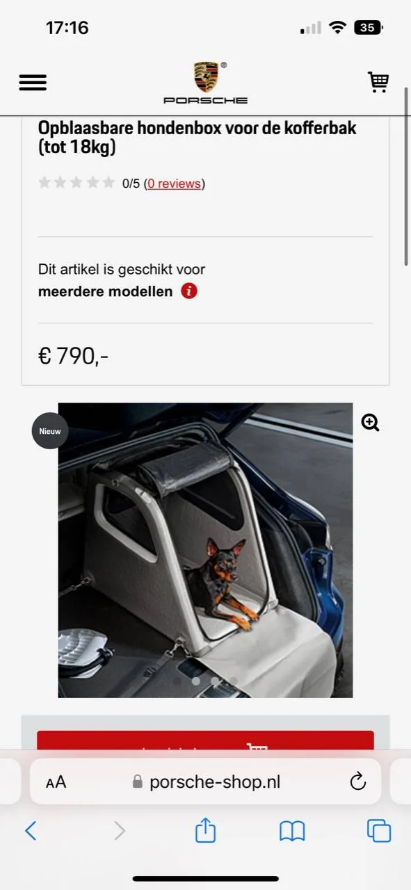 Porsche Taycan Dogs transport in CT 8417FF5C-896B-4237-920A-611450DA68C3