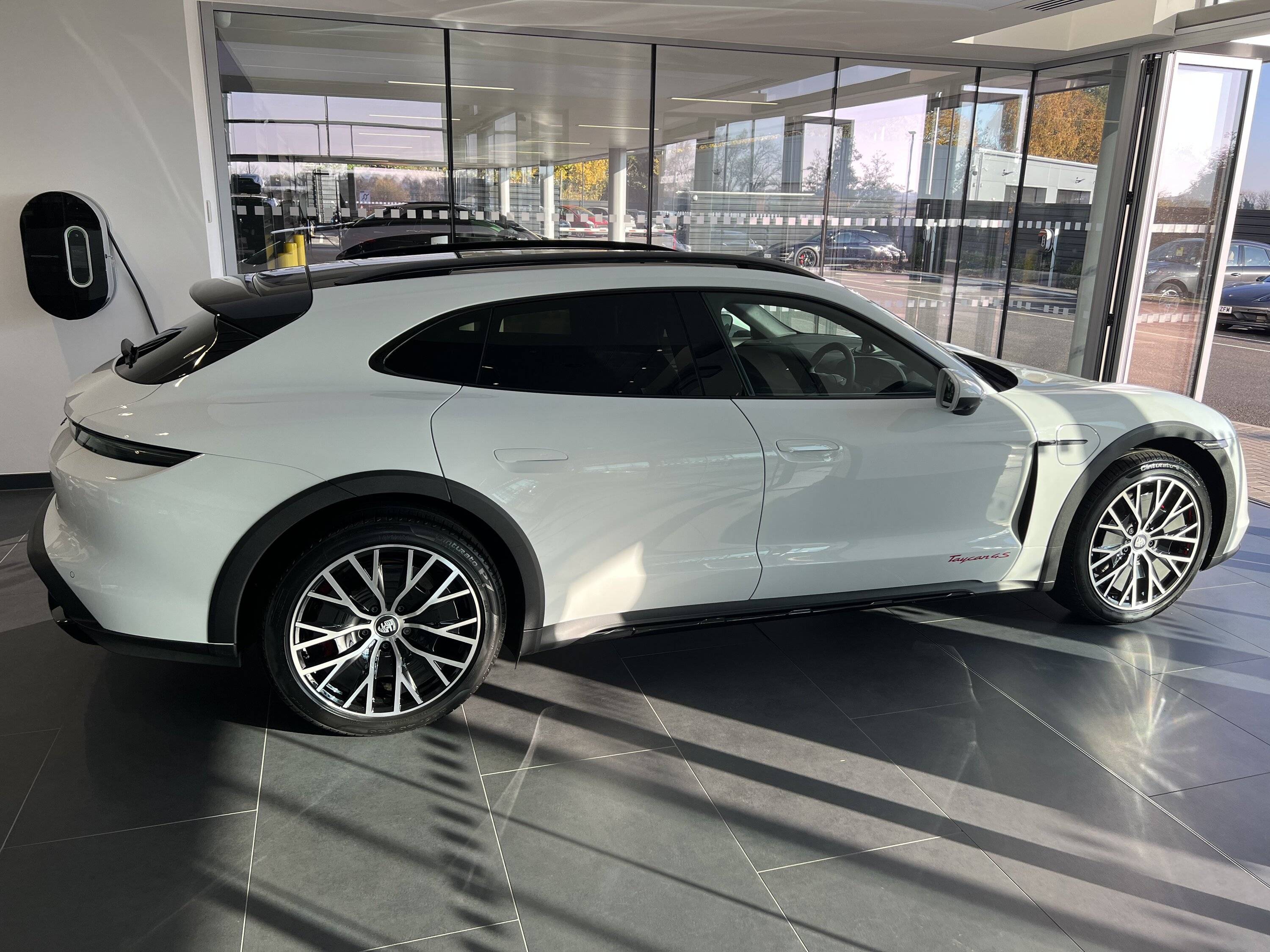 Porsche Taycan My 4S CT - It’s here! 023319BE-A207-4326-A995-1B343C84AE04