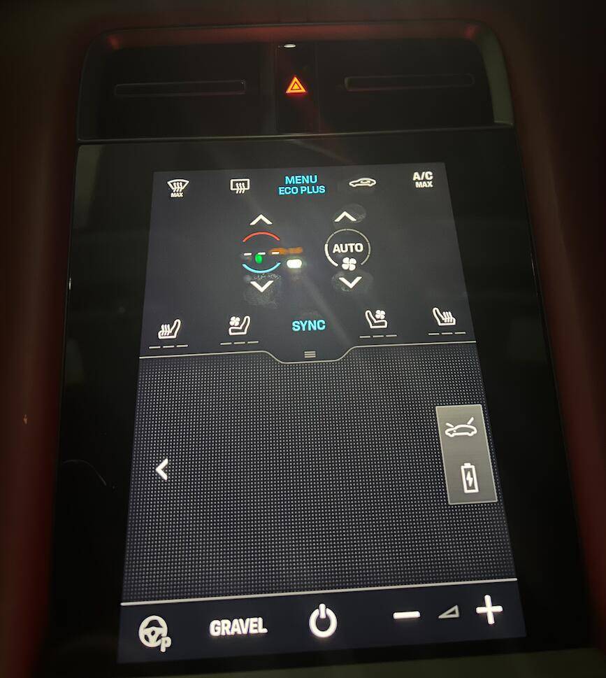 Porsche Taycan How can a passenger control the music volume Screenshot 2022-11-16 at 2.11.39 PM