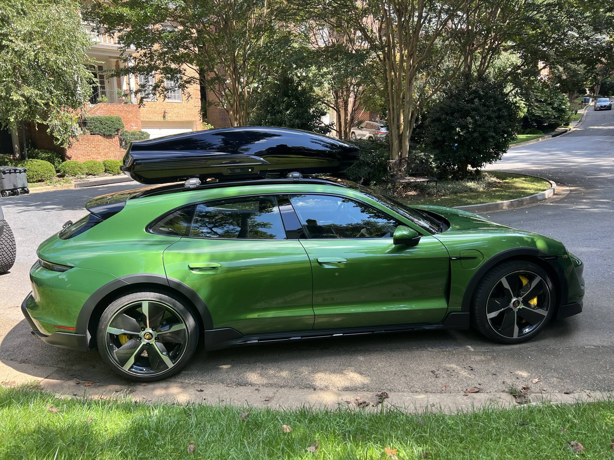 Porsche Taycan Off Road Design Package!!! 3DC080EF-CBD4-493E-9D2E-129ABAA5202C