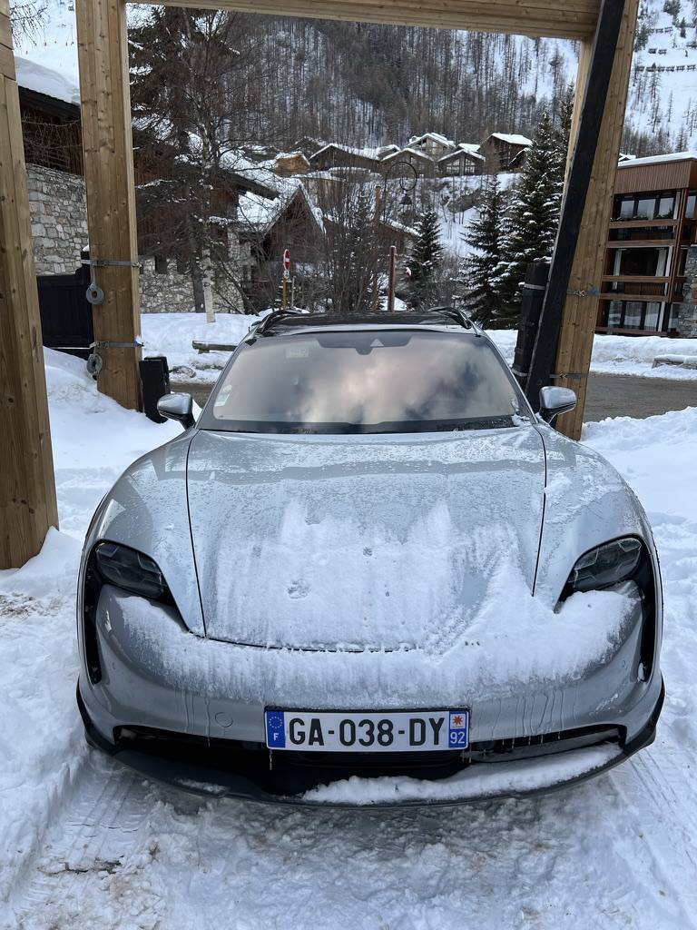 Porsche Taycan UK order status and delays? 1668777637397