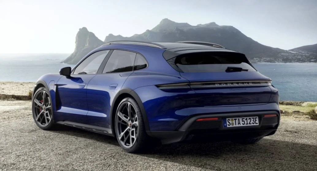 Porsche Taycan Taycan CT 4S 2023 Build Help 50C67268-B22E-48B4-9596-E2B27973391C