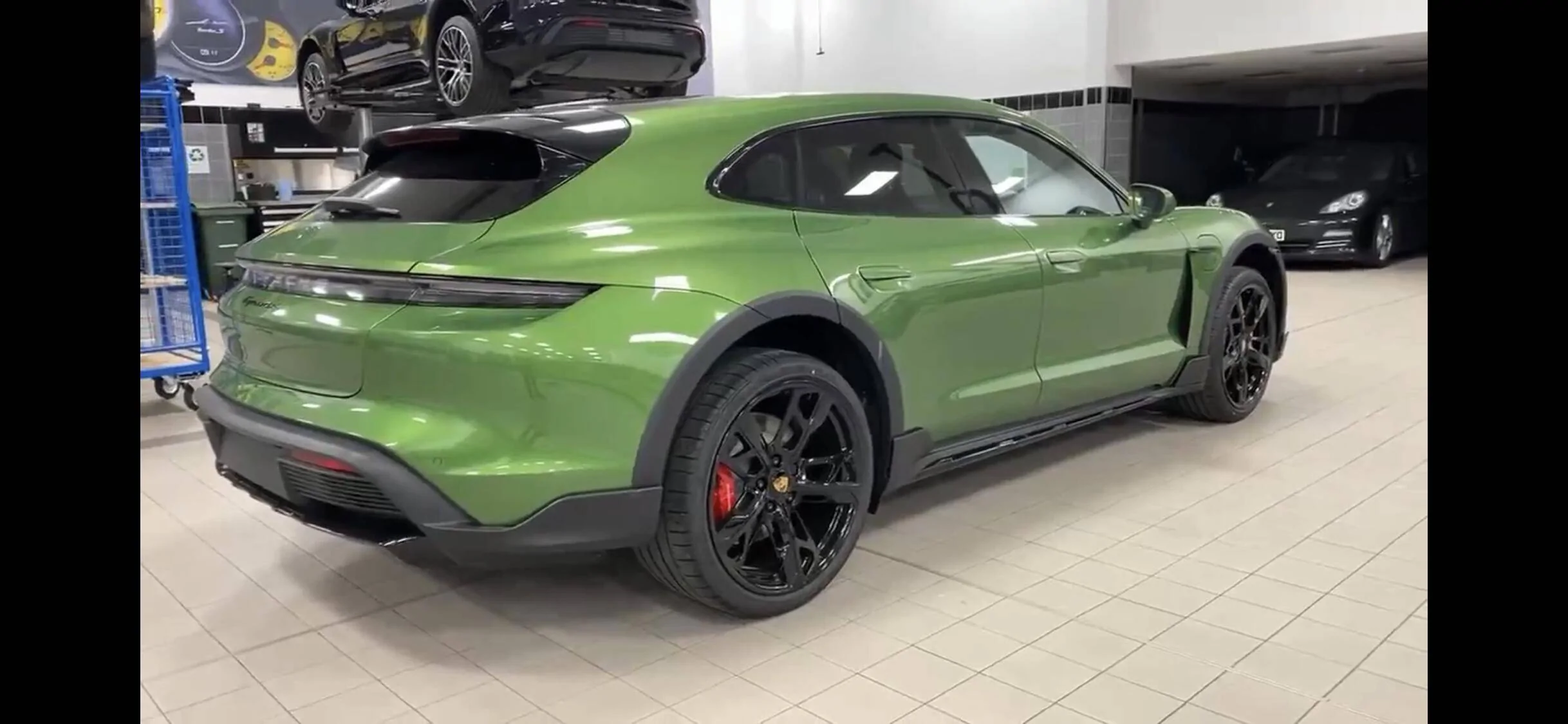 Porsche Taycan UK order status and delays? F2287437-5BDA-4712-B739-122119CEDD83