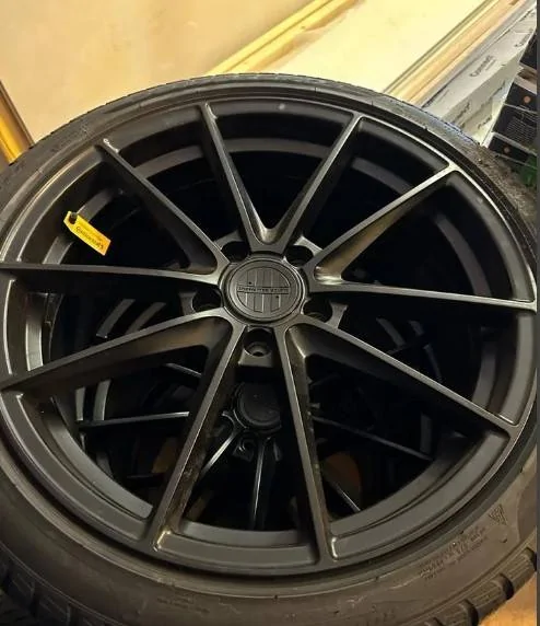 Porsche Taycan Winter tire options? Vic2