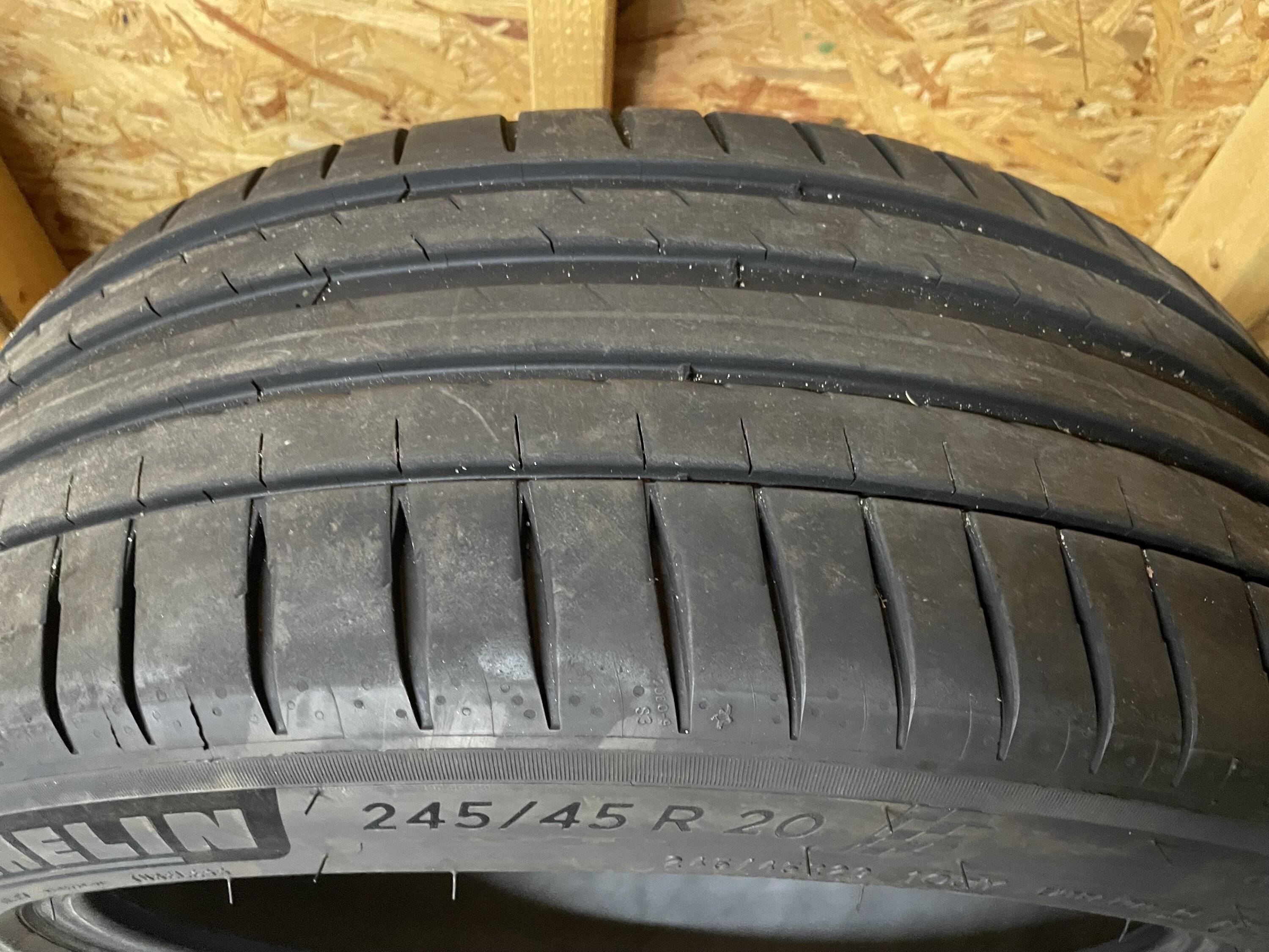 Porsche Taycan FS: 20" MICHELIN PILOT SPORT 4 Summer Tires, 2000 miles. $700 for set. Local pick up preferred: Asheville, NC IMG-6955