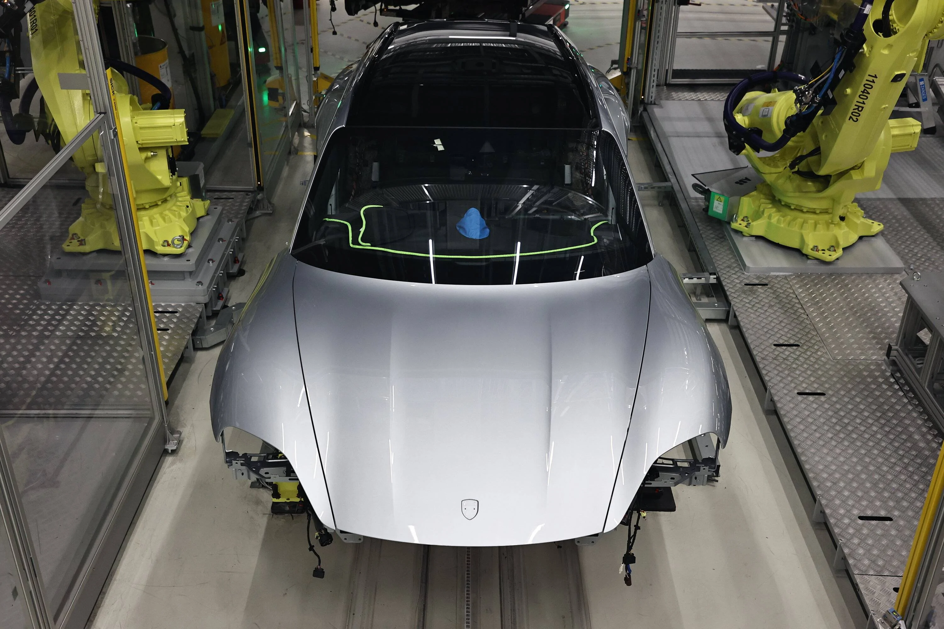 Porsche Taycan UK order status and delays? 637693a8e060a00c00a05059
