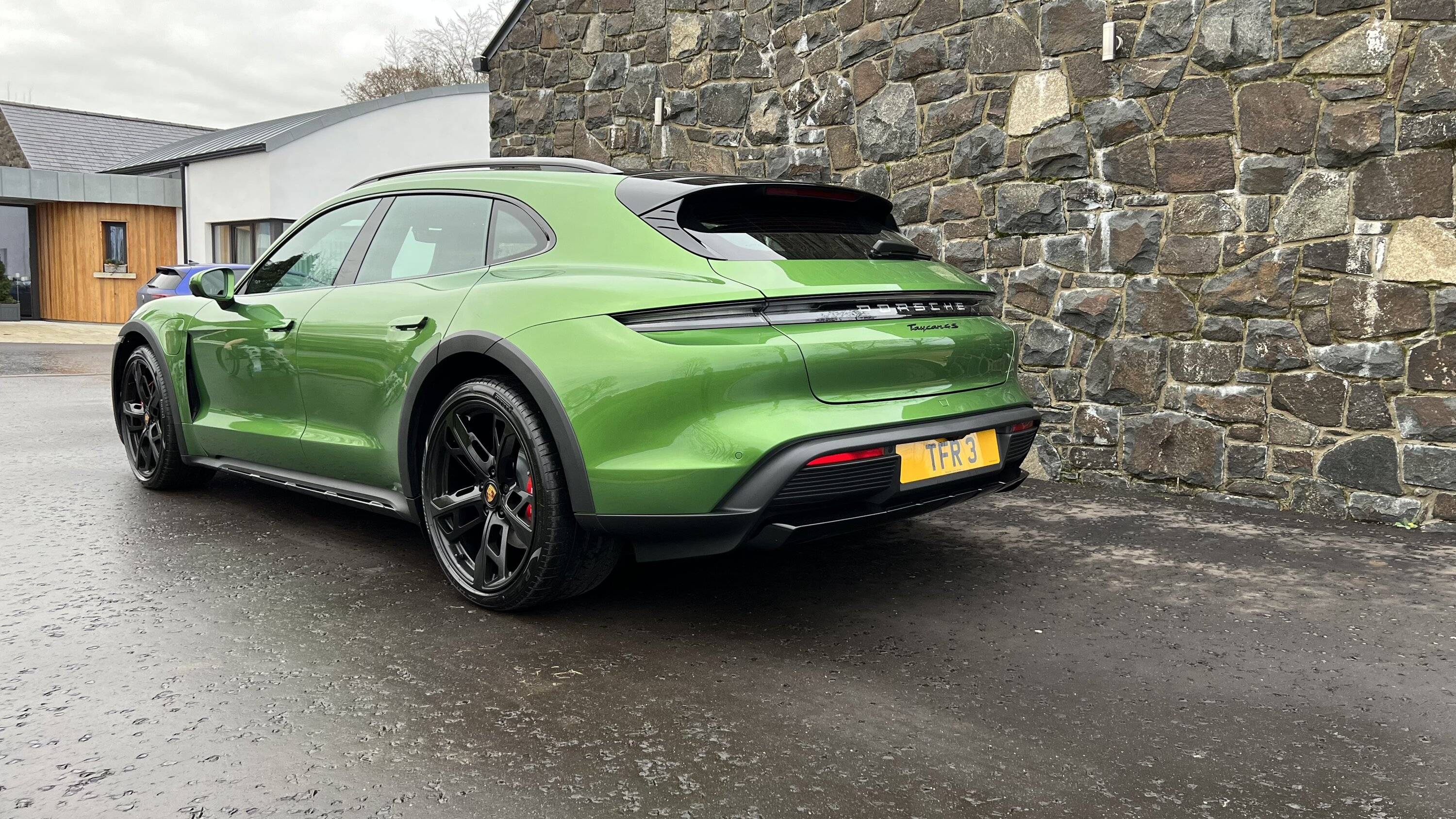 Porsche Taycan UK order status and delays? 032425C5-2902-4742-BC28-7F7F01B07011