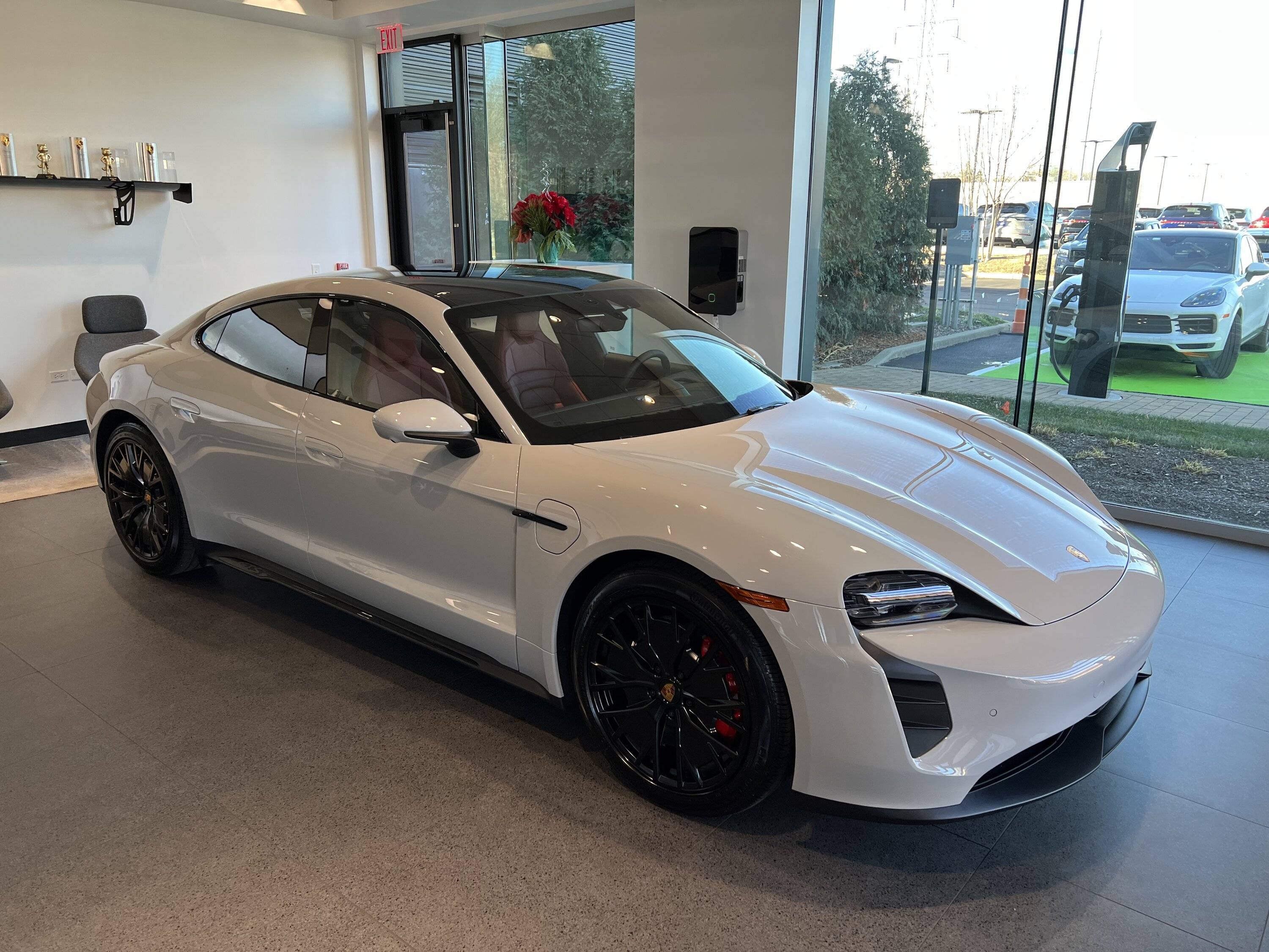 Porsche Taycan December 2022 Deliveries C36384F5-CFCE-43E7-A8D0-0477C95A3B25
