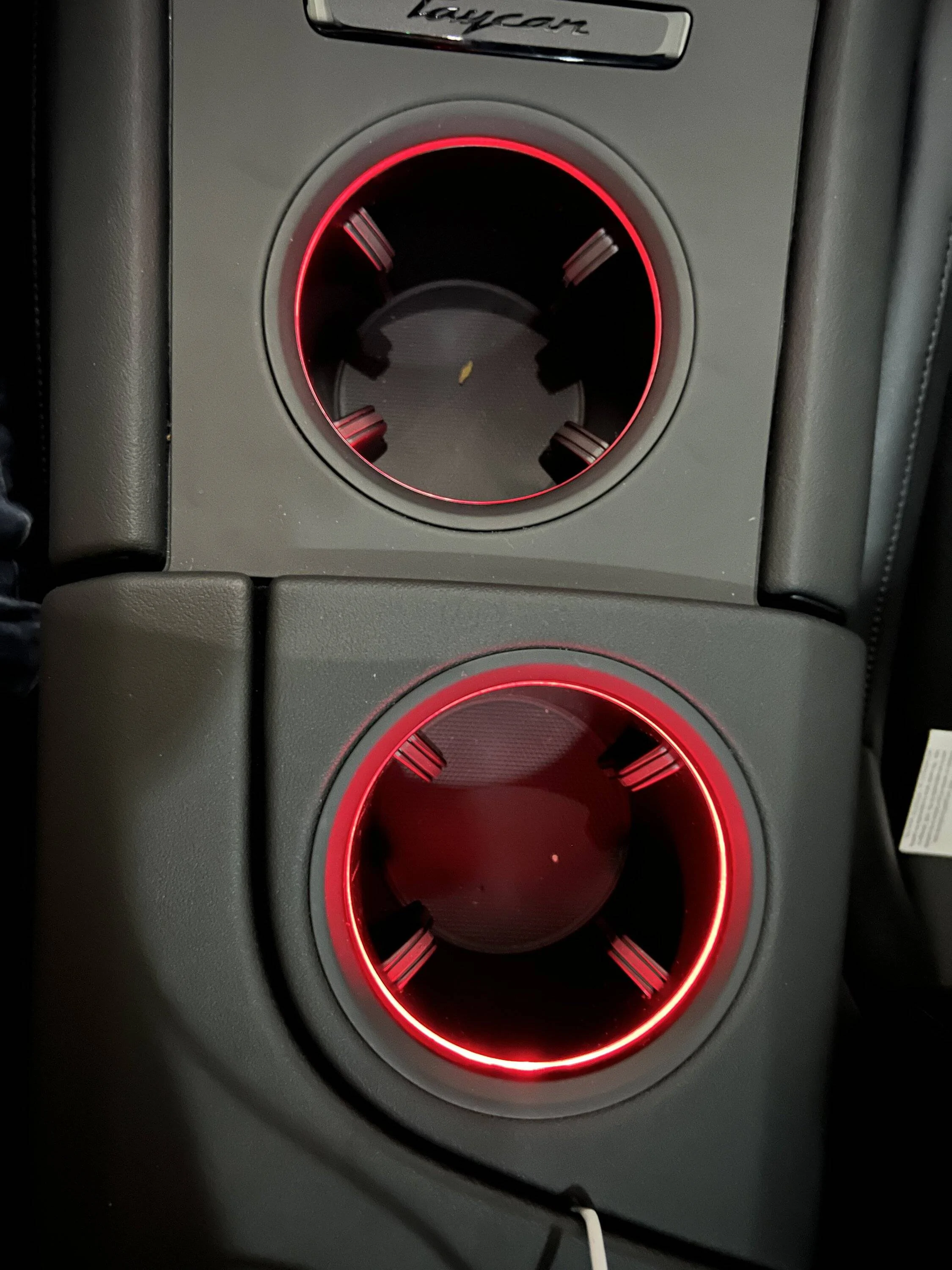 Porsche Taycan One of my 2 cupholders lights stopped working. 4639F254-3871-4CC2-8A4F-1BEFD07973E1