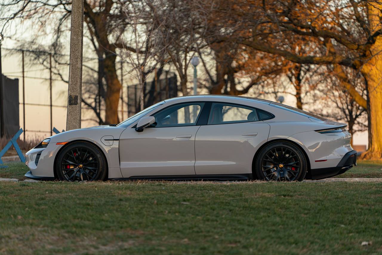 Porsche Taycan Took some better pics of my new GTS i-QDj2zjH-X2