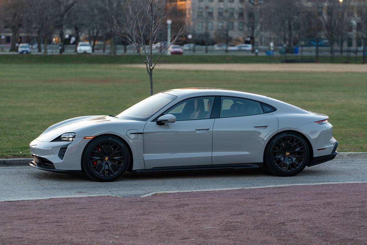 Porsche Taycan Took some better pics of my new GTS i-VDV2vtP-X2