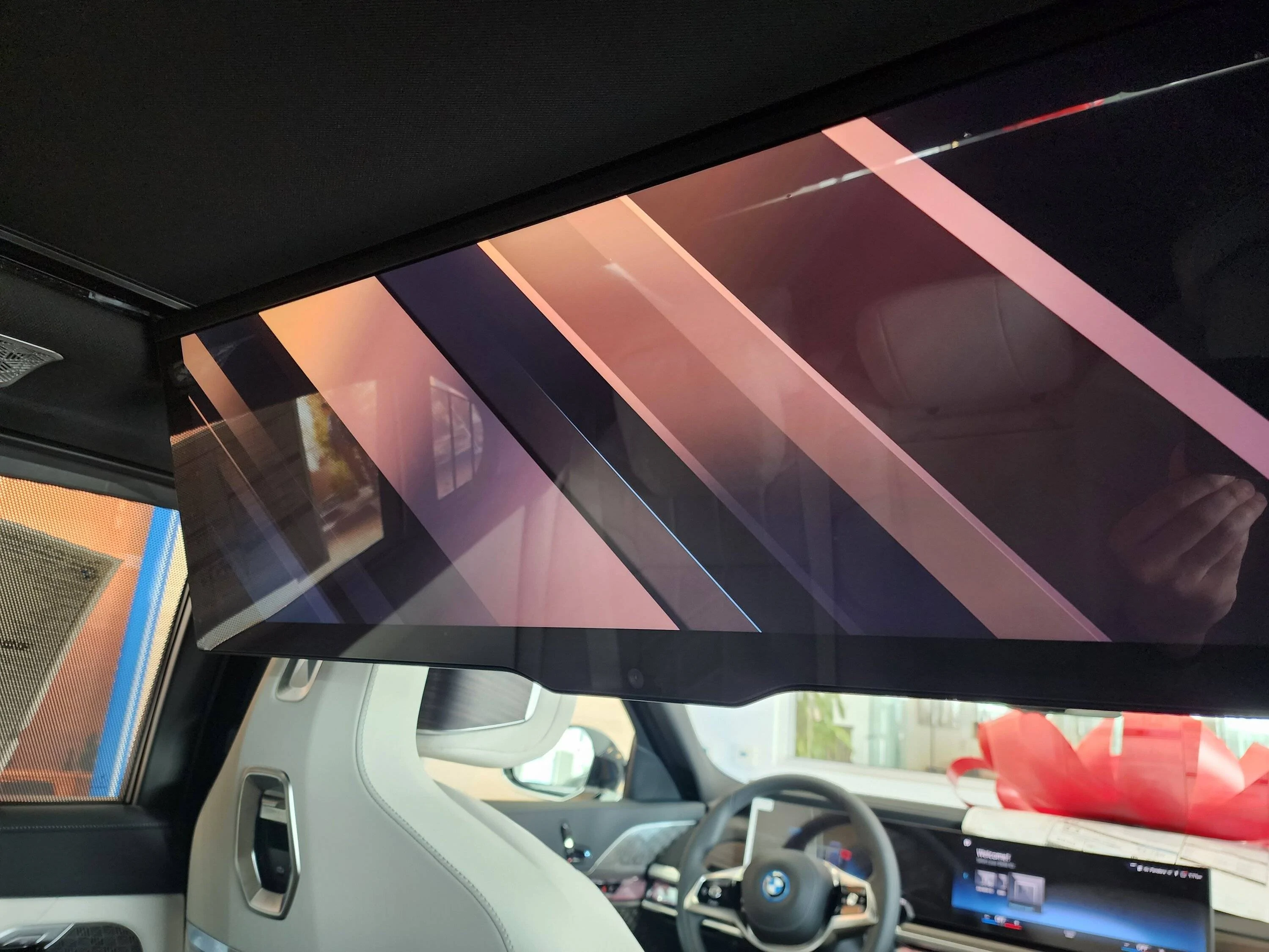 Porsche Taycan BMW i7 20221203_131156