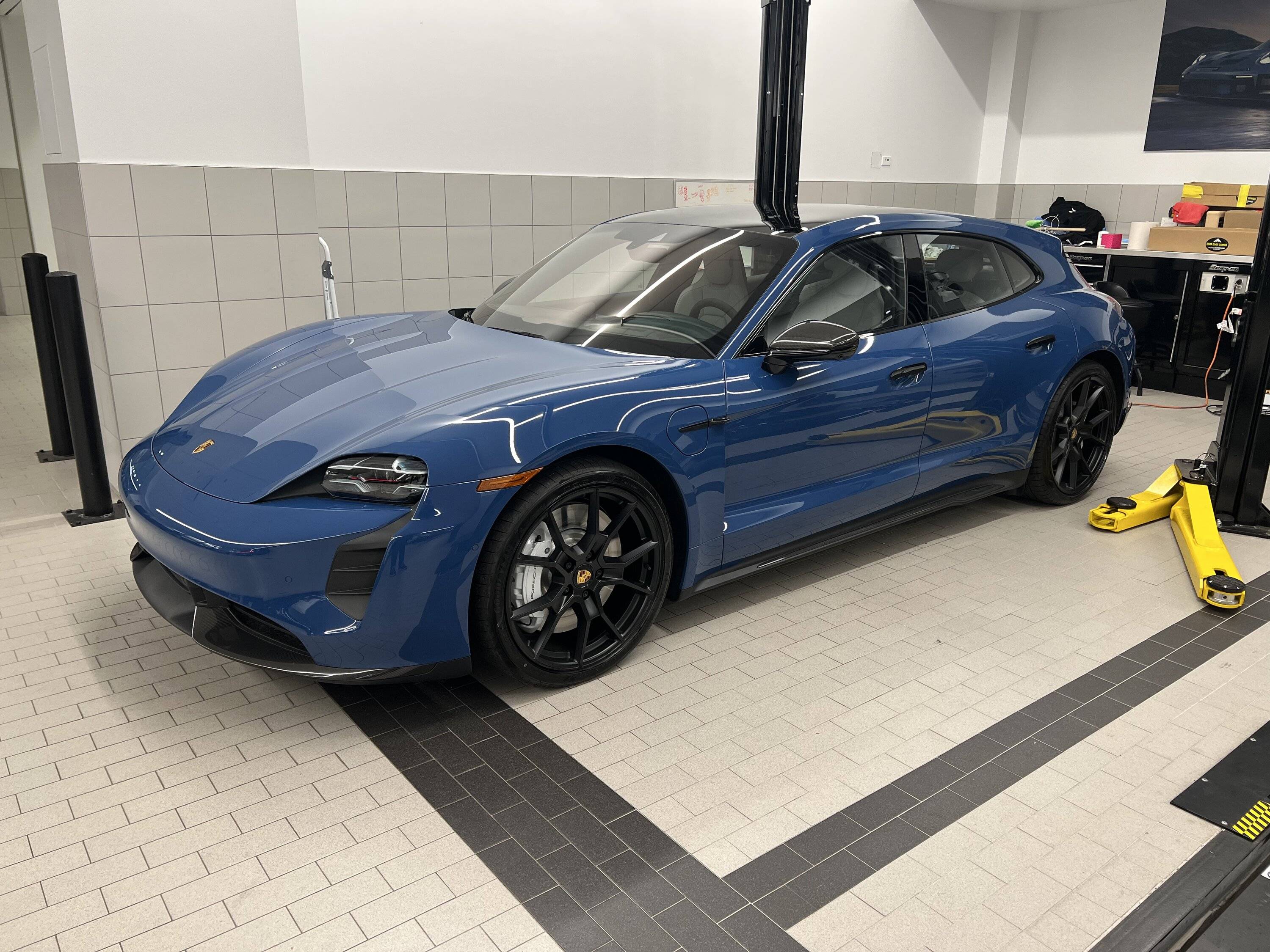 Porsche Taycan Taycan GTS Sport Turismo is home, safe and sound [Neptune Blue, XPEL Stealth PPF + Ceramic Coat] 0A6E9BB5-1887-4EF3-991B-1234A94580A8