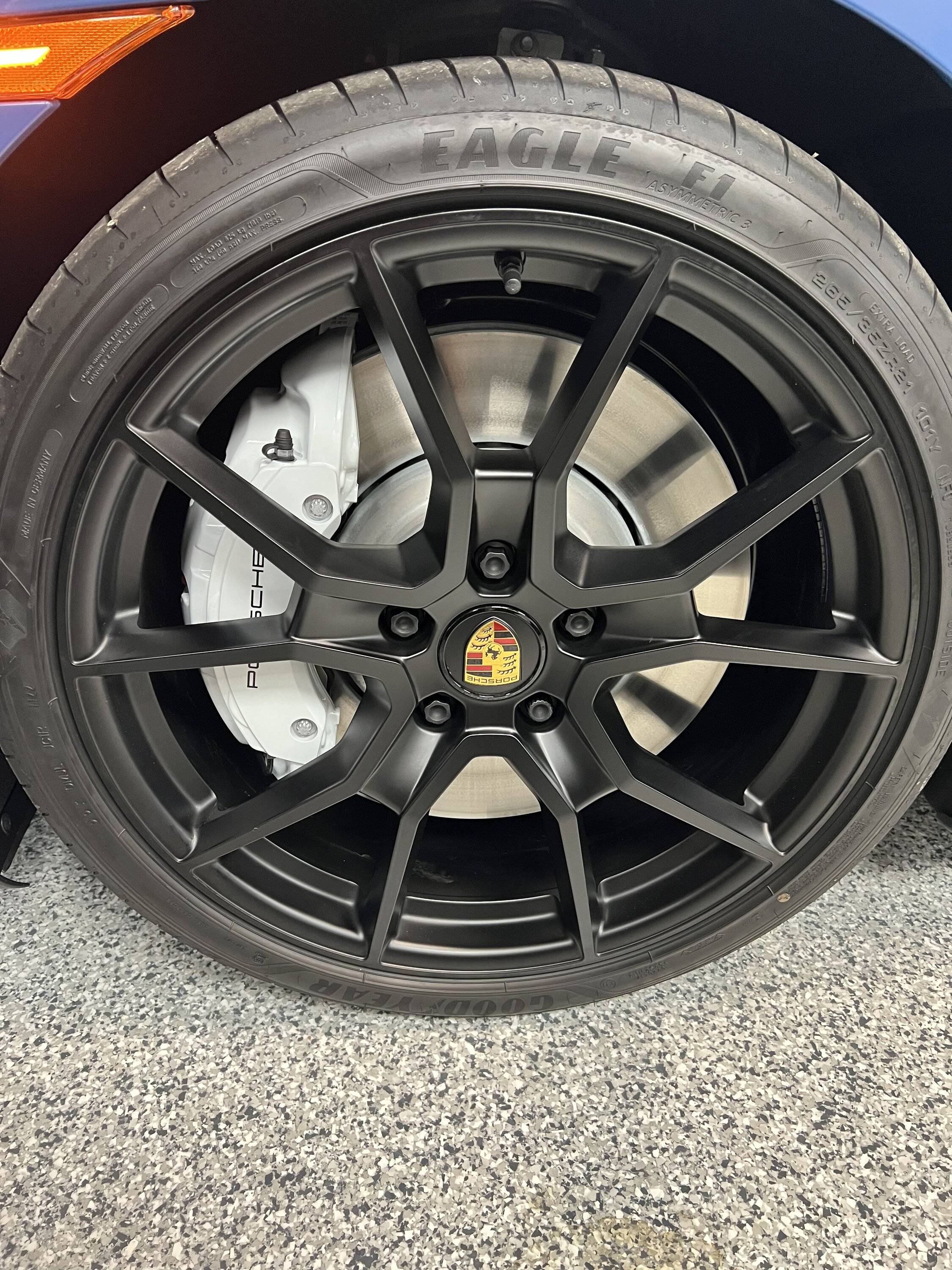 Porsche Taycan Taycan GTS Sport Turismo is home, safe and sound [Neptune Blue, XPEL Stealth PPF + Ceramic Coat] D7570AC4-C0C2-4C32-B1D8-02C77DB8797C