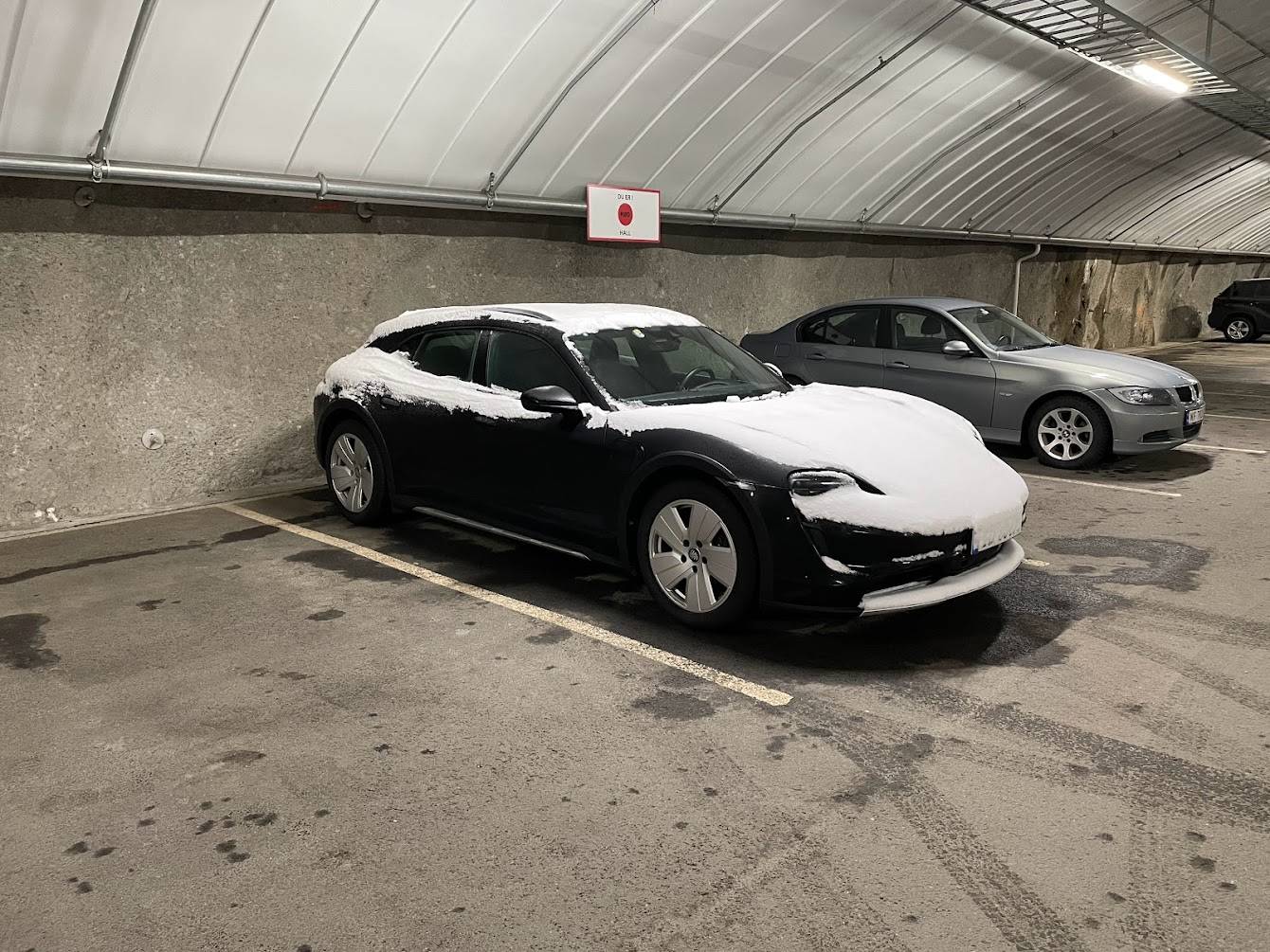 Porsche Taycan Swapped my 21” Goodyear Eagle F1 tyres for 20” P Zero winters today - impressions 7SrlzovNdvRaHE1TWv13QhoQ=w1340-h1005-no?authuser=0
