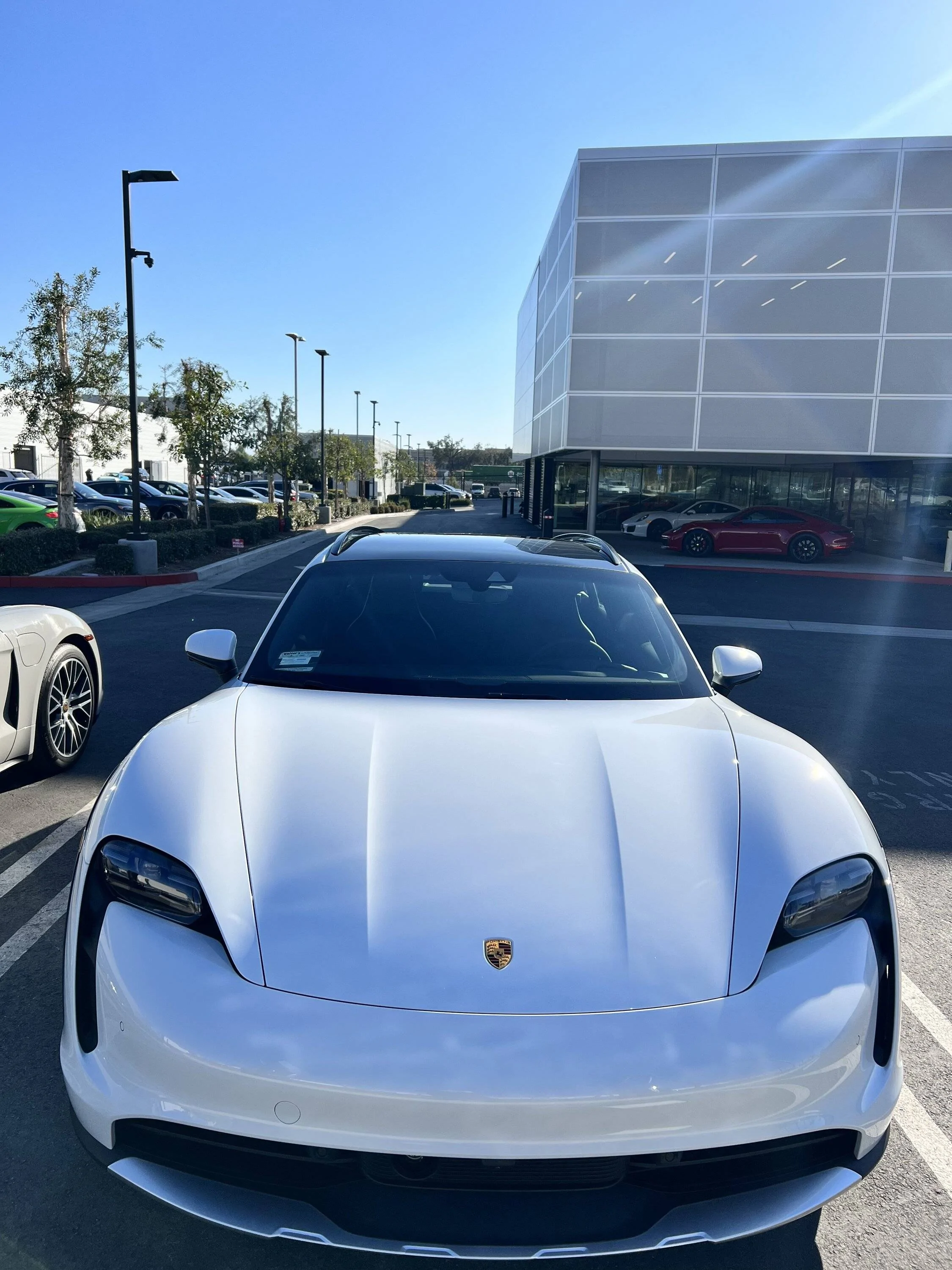 Porsche Taycan Anyone on GRAND PHOENIX? 69231601957__A78594AE-9FFA-44A0-83CB-DA8E1471D9A1