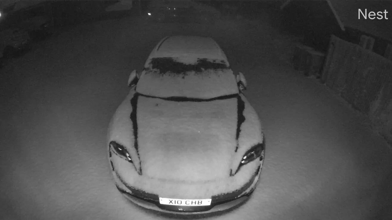 Porsche Taycan It’s snowing ….. Screenshot 2022-12-11 at 19.40.34