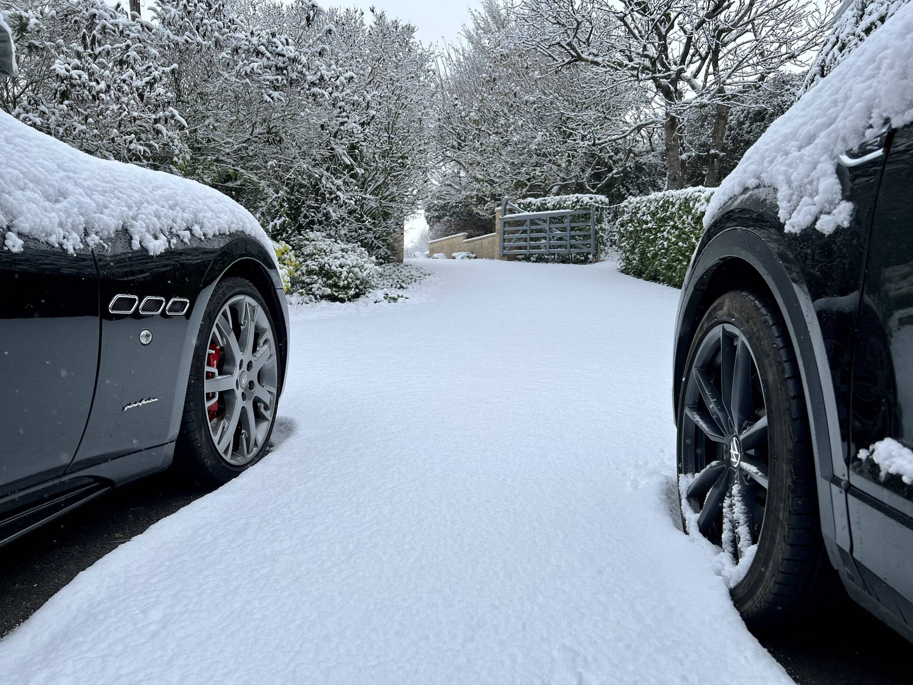 Porsche Taycan It’s snowing ….. 6CDBC4B9-E575-4AC7-8372-EAF792AAD849